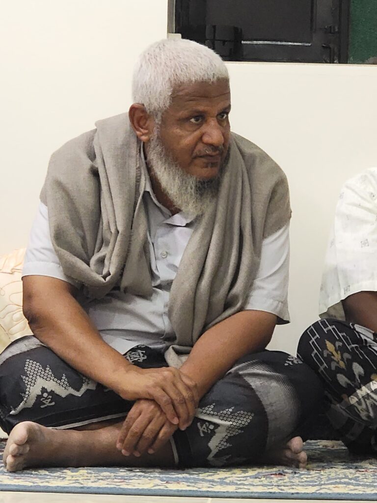 لمسة وفاء لكنها لا تعتبر الا جزاء من وفاء قدموه لهم لمسة وفاء لكنها لا تعتبر الا جزاء من وفاء قدموه لهم