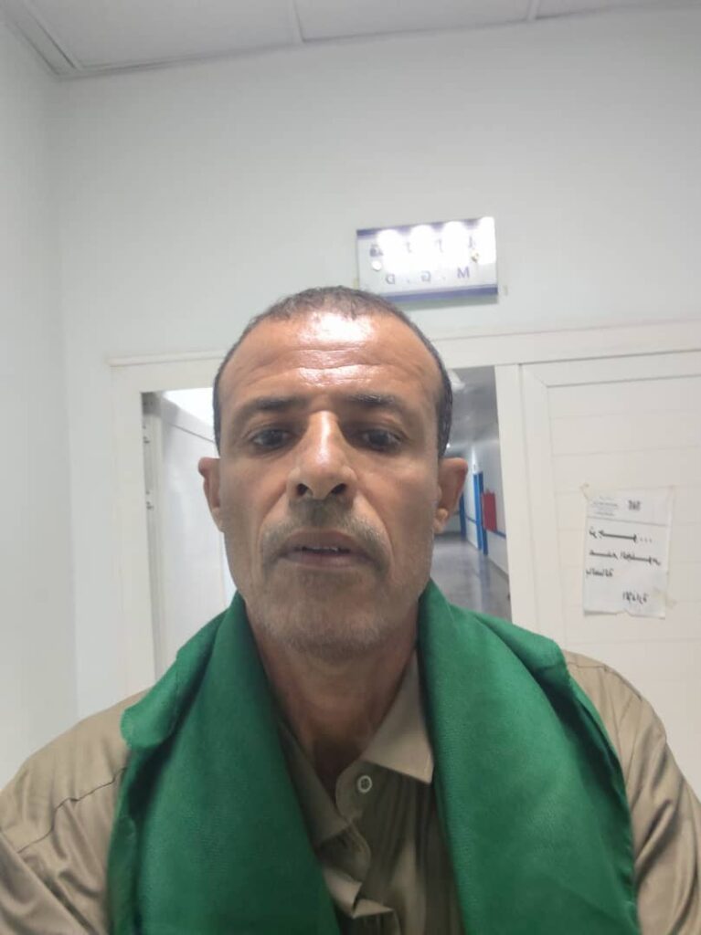 الإعلامي اكرم النهدي بتبادل التهاني والتبريكات بمناسبة عيد الفطر المبارك مع المرضى في مستشفى القطن العام الإعلامي اكرم النهدي بتبادل التهاني والتبريكات بمناسبة عيد الفطر المبارك مع المرضى في مستشفى القطن العام