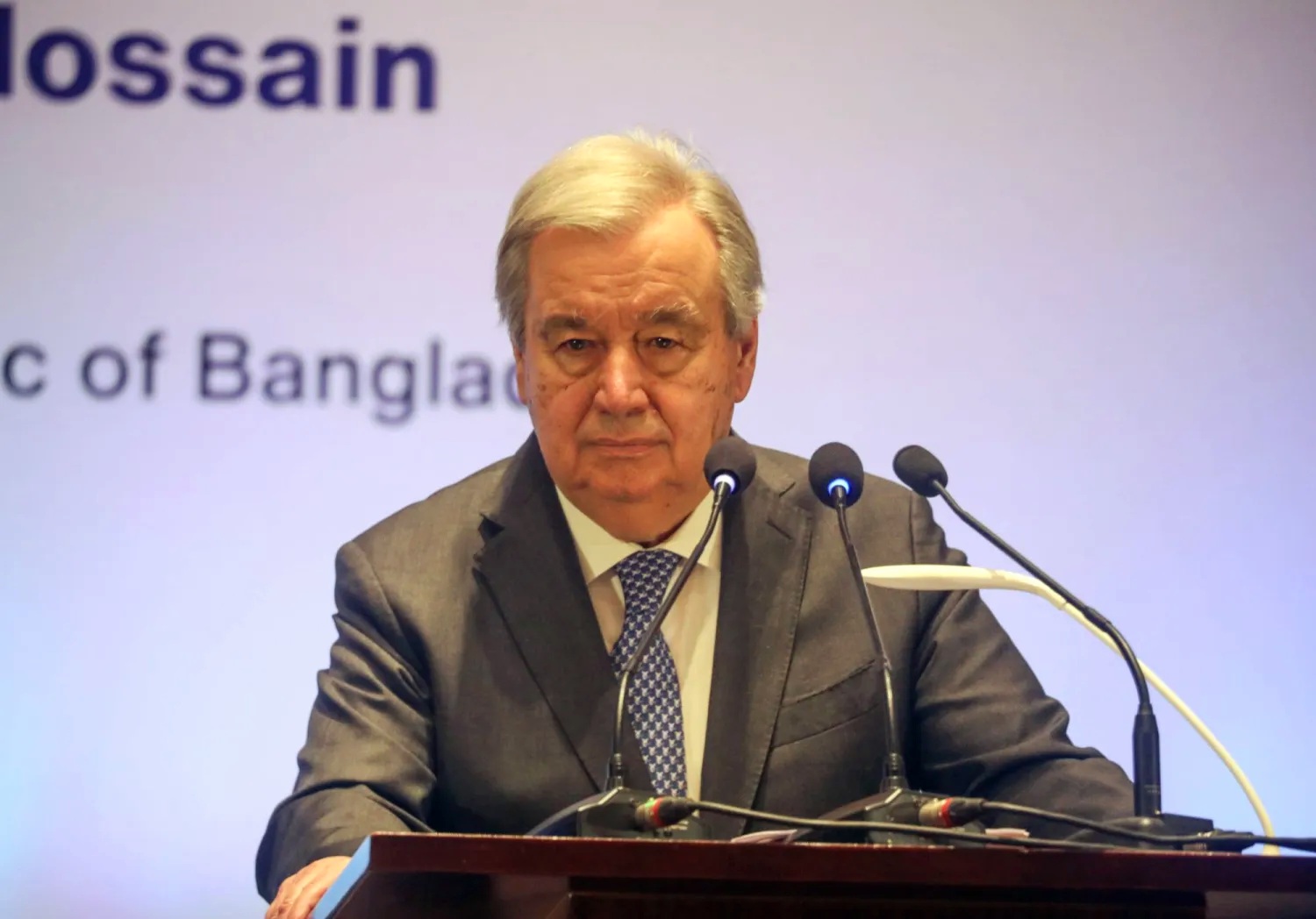 غوتيريش يدعو إلى ضبط النفس ووقف جميع الأنشطة العسكرية باليمن - غوتيريش يدعو إلى ضبط النفس ووقف جميع الأنشطة العسكرية باليمن -
