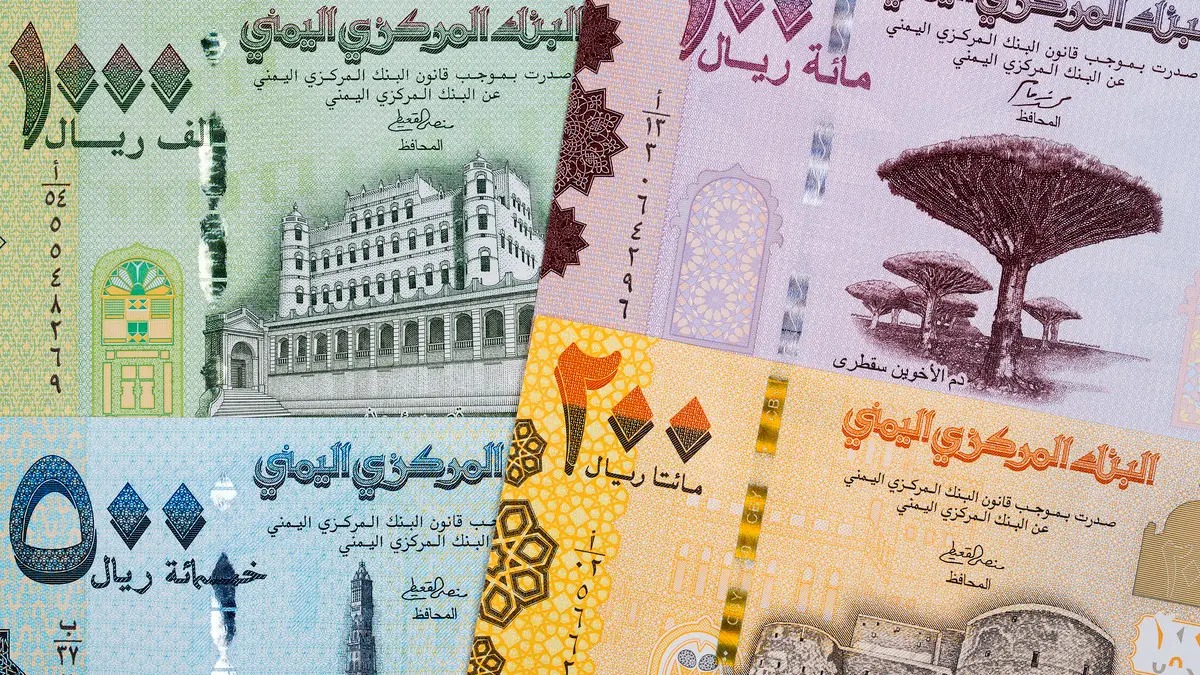 تعرف على سعر الصرف وبيع العملات الاجنبية مساء الخميس بالعاصمة عدن تعرف على سعر الصرف وبيع العملات الاجنبية مساء الخميس بالعاصمة عدن