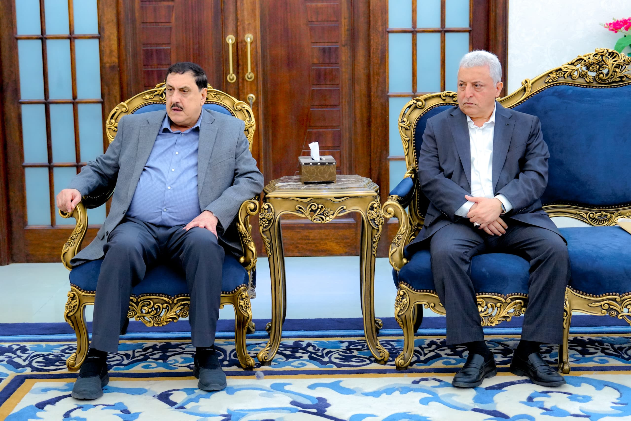 الرئيس الزُبيدي يطّلع على نشاط مصلحة الجمارك وأمن المنطقة الحرة الرئيس الزُبيدي يطّلع على نشاط مصلحة الجمارك وأمن المنطقة الحرة