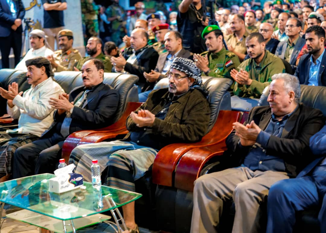 الرئيس الزُبيدي يزور الضالع ويلتقي قيادات المحافظة الرئيس الزُبيدي يزور الضالع ويلتقي قيادات المحافظة