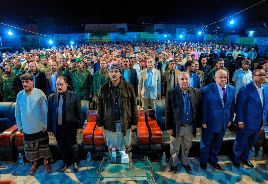 الرئيس الزُبيدي يزور الضالع ويلتقي قيادات المحافظة الرئيس الزُبيدي يزور الضالع ويلتقي قيادات المحافظة