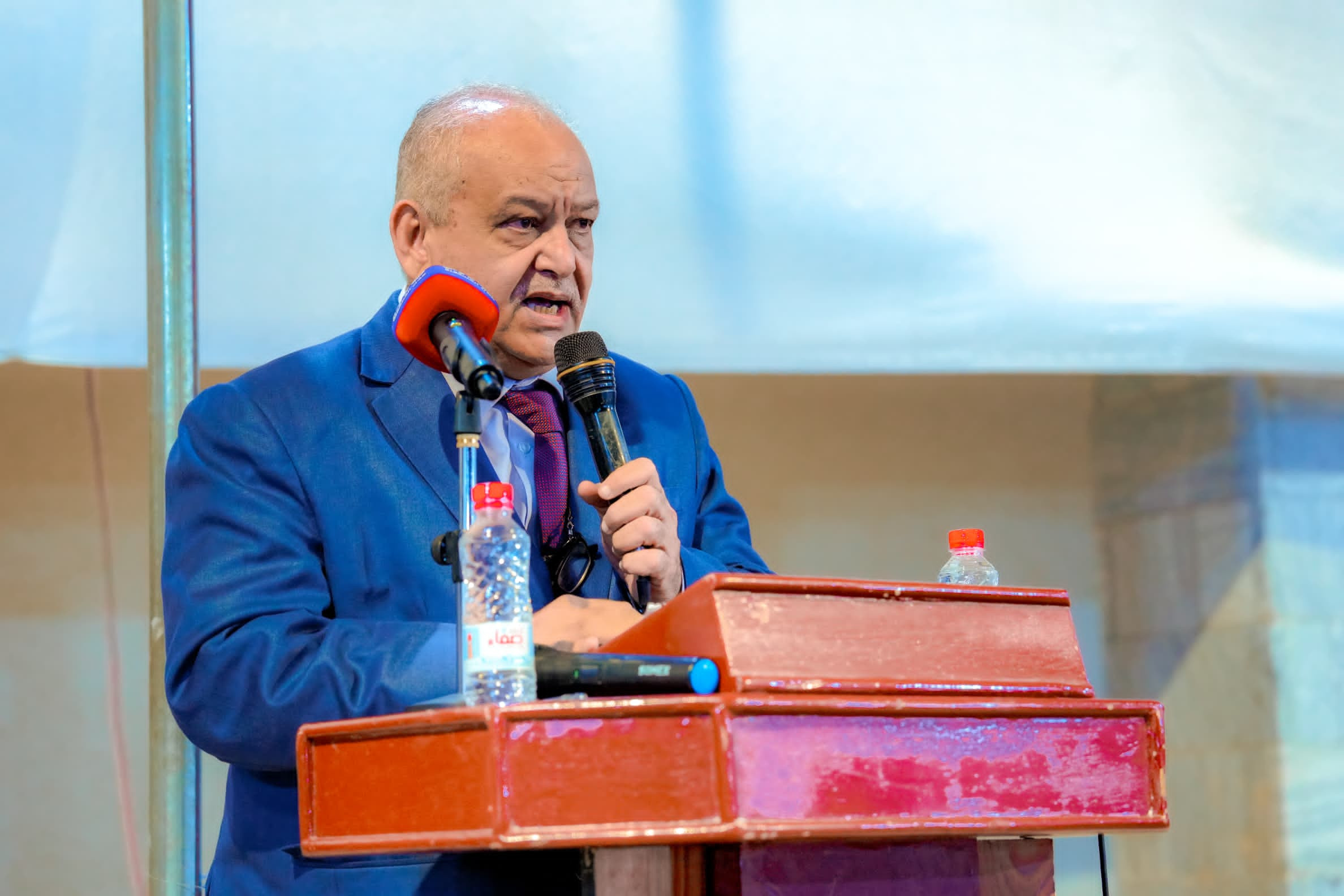 الرئيس الزُبيدي يزور الضالع ويلتقي قيادات المحافظة الرئيس الزُبيدي يزور الضالع ويلتقي قيادات المحافظة