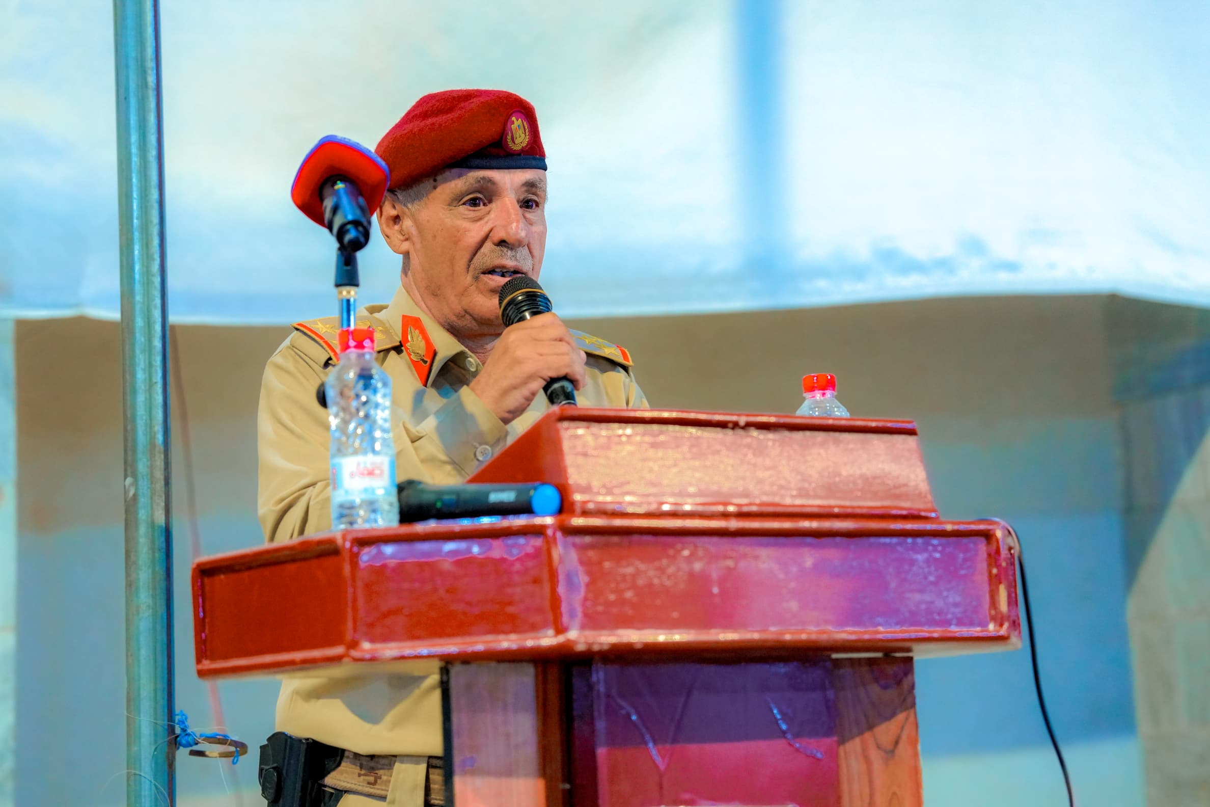 الرئيس الزُبيدي يزور الضالع ويلتقي قيادات المحافظة الرئيس الزُبيدي يزور الضالع ويلتقي قيادات المحافظة