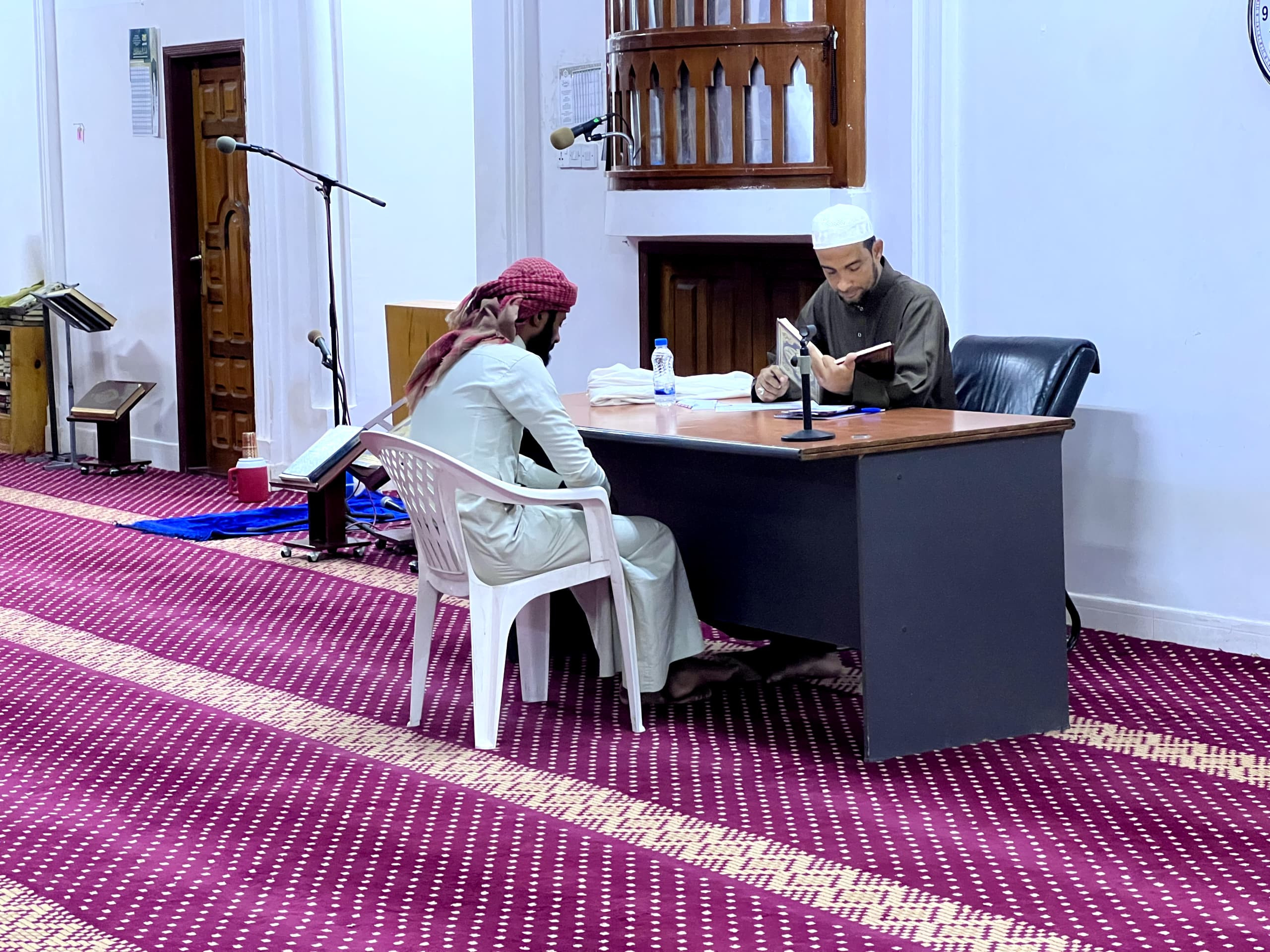 انتقالي سيئون ينظم مسابقة "حافظ كتاب الله" الأولى بالمديرية انتقالي سيئون ينظم مسابقة "حافظ كتاب الله" الأولى بالمديرية
