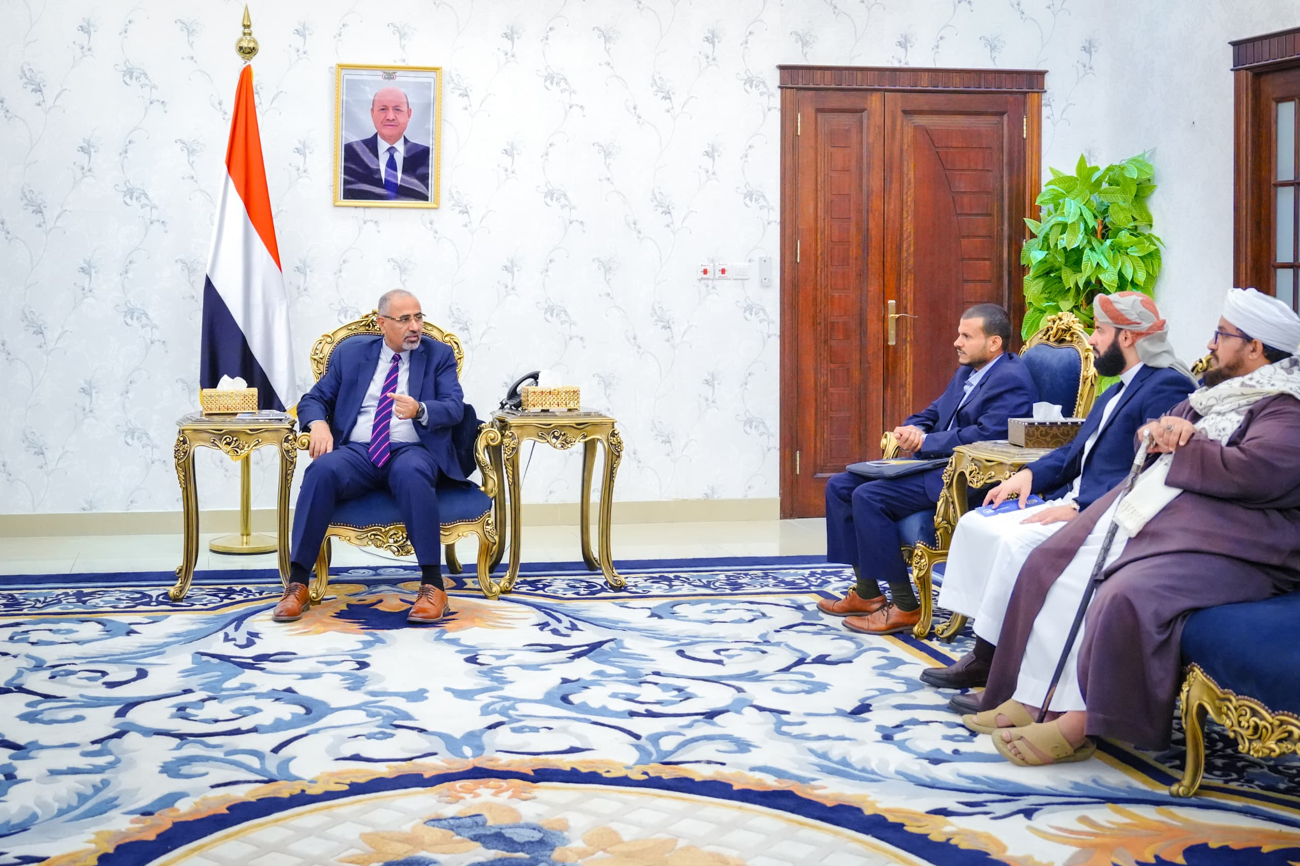الرئيس الزُبيدي يطّلع على استعدادات وزارة الأوقاف لموسم الحج الرئيس الزُبيدي يطّلع على استعدادات وزارة الأوقاف لموسم الحج