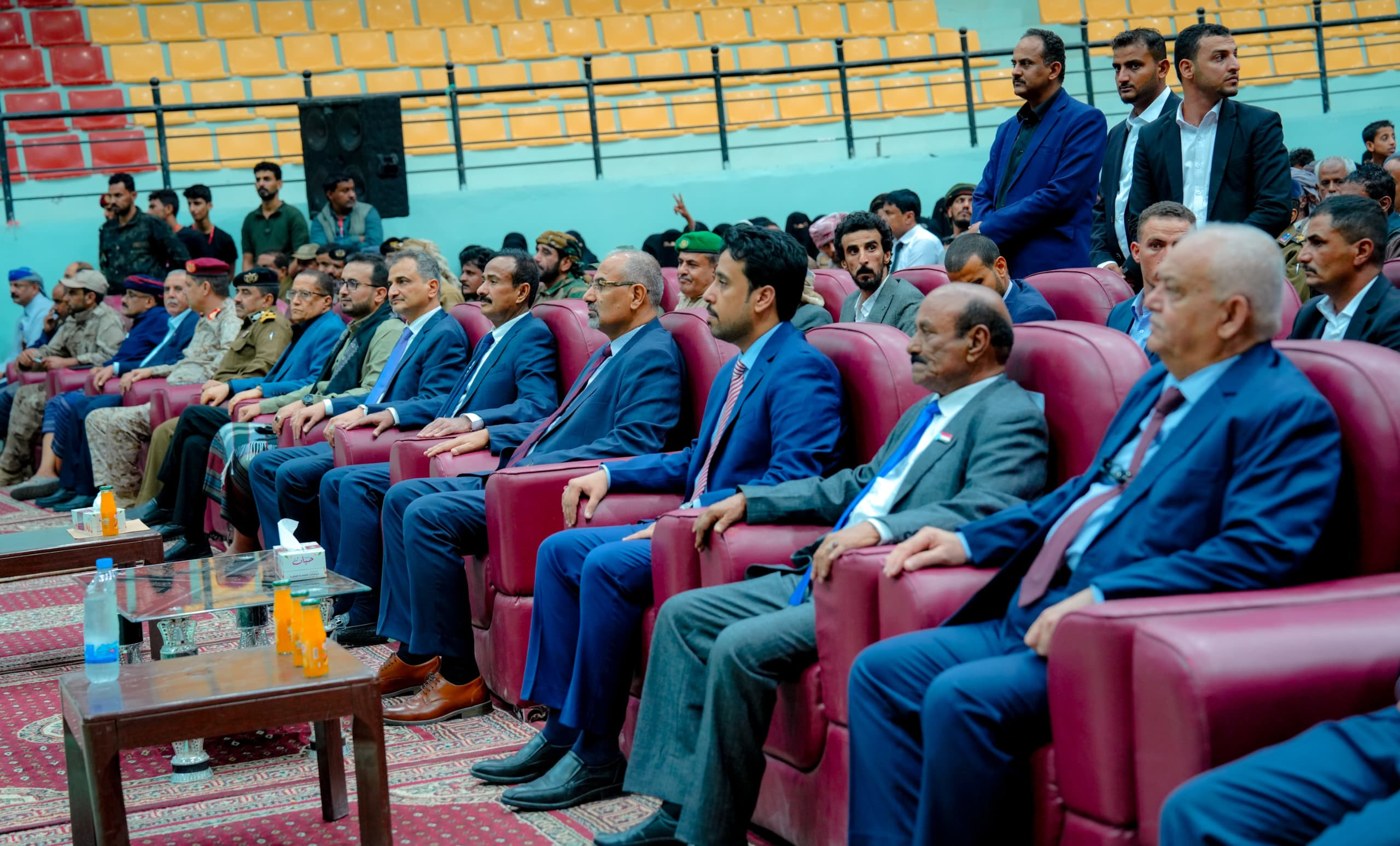 في ليلة رمضانية حاشدة.. شبوة تحتفي بزيارة الرئيس الزُبيدي والوفد المرافق له في ليلة رمضانية حاشدة.. شبوة تحتفي بزيارة الرئيس الزُبيدي والوفد المرافق له