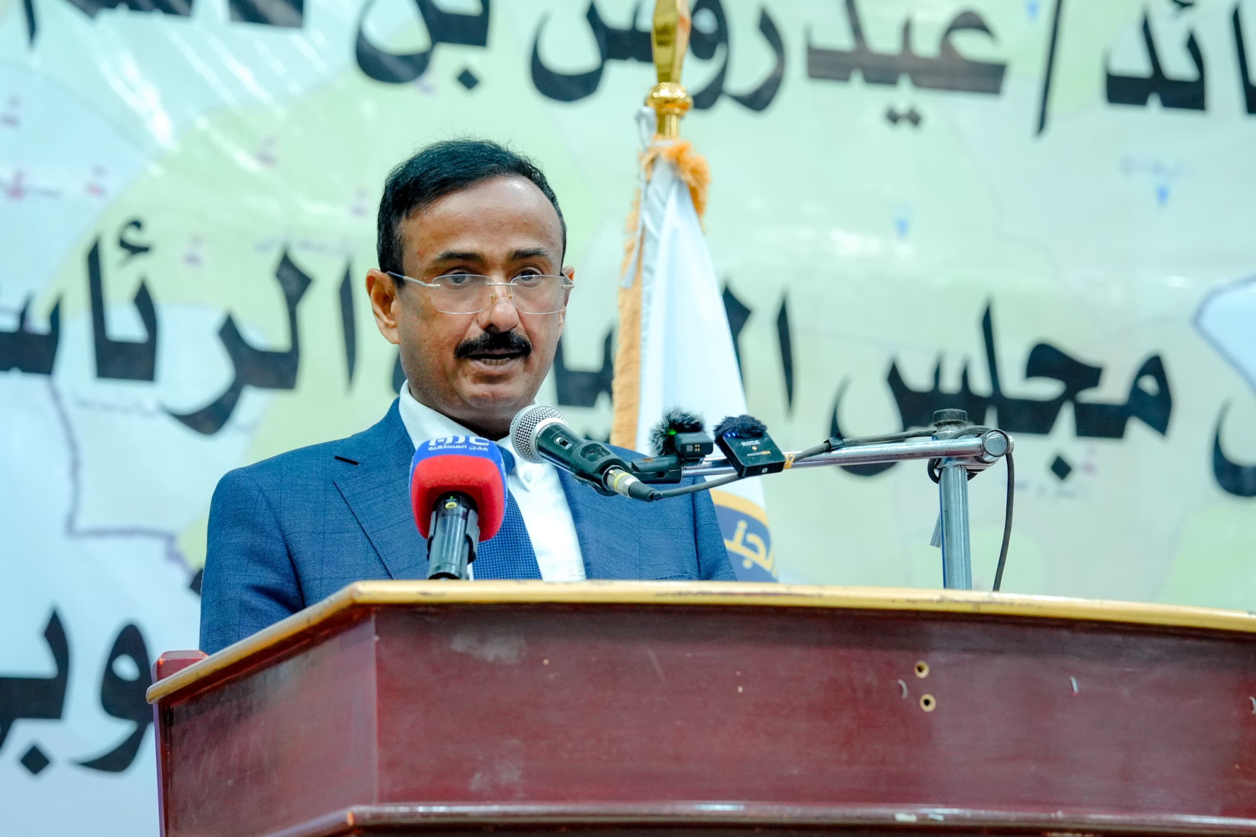 في ليلة رمضانية حاشدة.. شبوة تحتفي بزيارة الرئيس الزُبيدي والوفد المرافق له في ليلة رمضانية حاشدة.. شبوة تحتفي بزيارة الرئيس الزُبيدي والوفد المرافق له