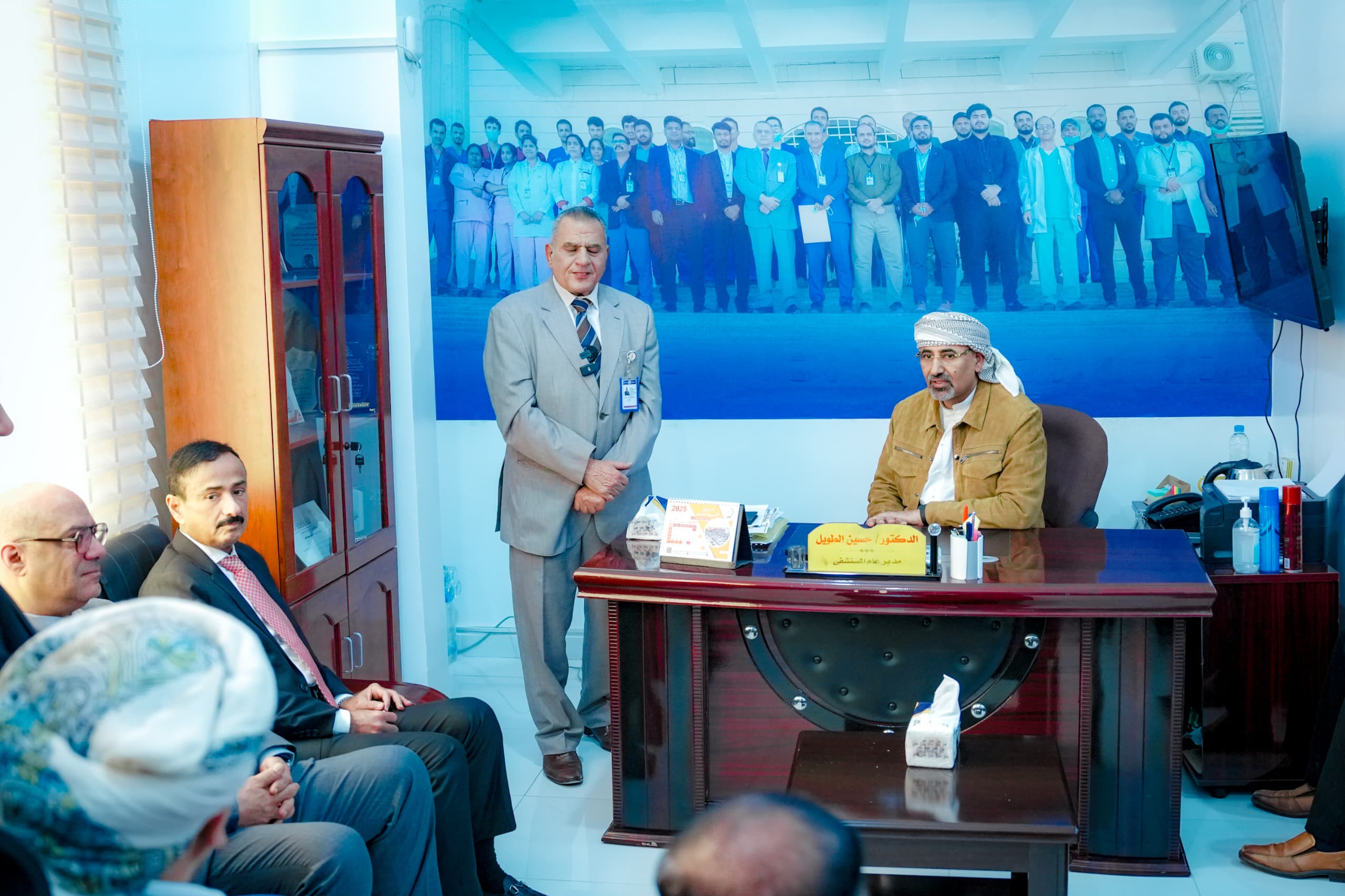 الرئيس الزُبيدي يتفقد مستشفى الهيئة بشبوة ويطّلع على مستوى الإنجاز في مشروع الجامعة الرئيس الزُبيدي يتفقد مستشفى الهيئة بشبوة ويطّلع على مستوى الإنجاز في مشروع الجامعة