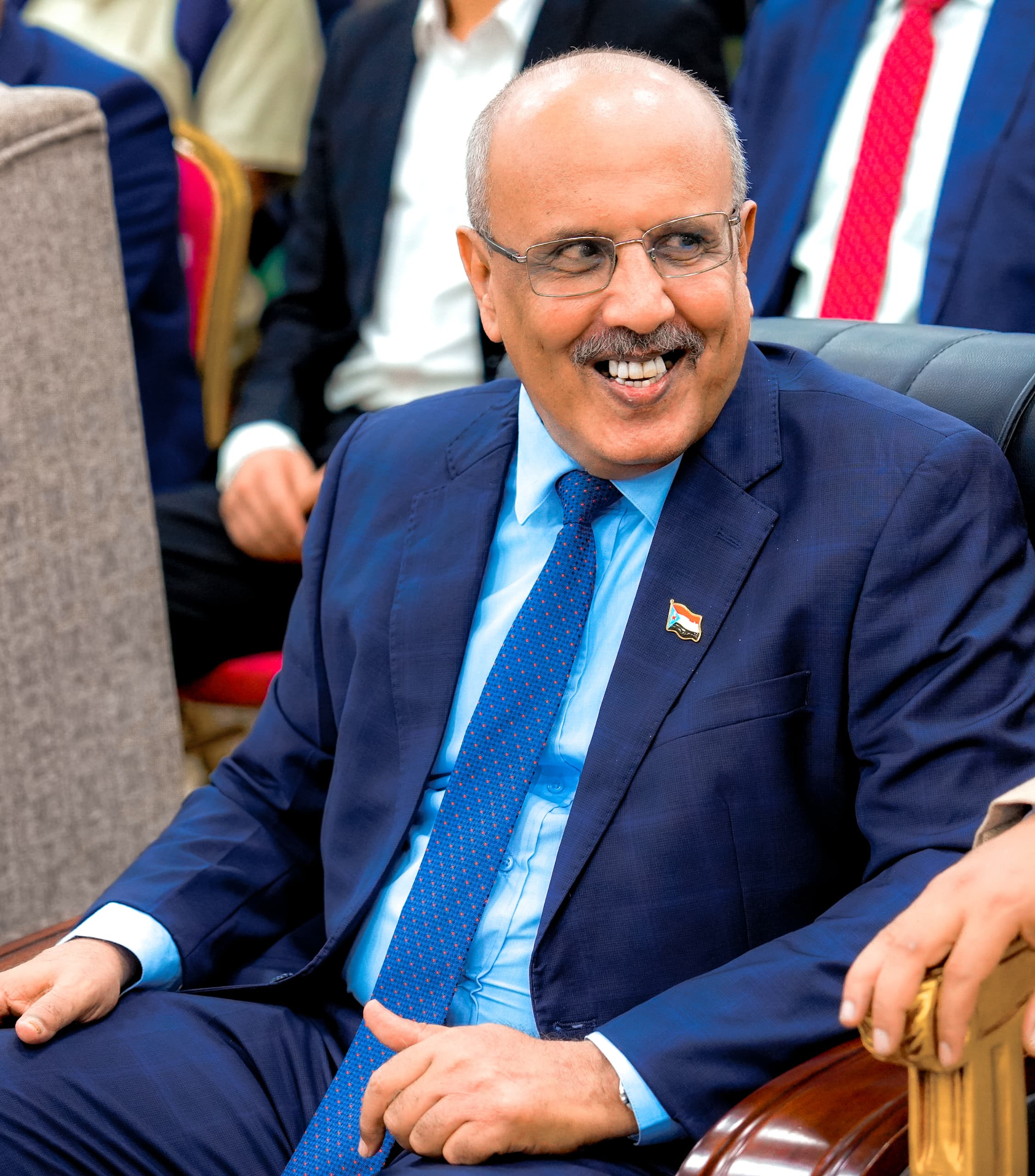 الرئيس الزُبيدي يعقد لقاءً موسعًا بمختلف شرائح وفئات المجتمع الحضرمي الرئيس الزُبيدي يعقد لقاءً موسعًا بمختلف شرائح وفئات المجتمع الحضرمي
