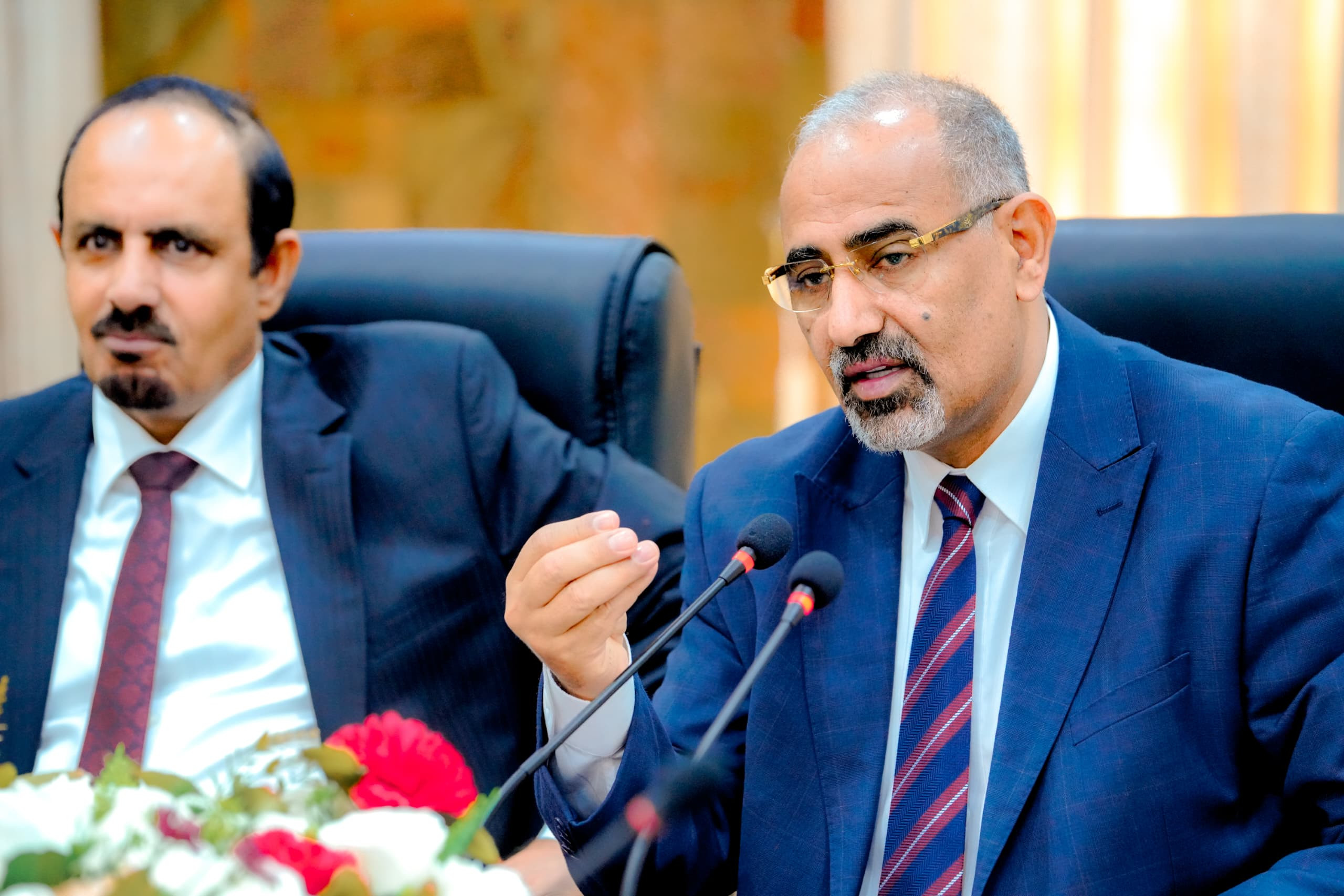 الرئيس الزُبيدي يرأس اجتماعًا للمكتب التنفيذي لمحافظة حضرموت الرئيس الزُبيدي يرأس اجتماعًا للمكتب التنفيذي لمحافظة حضرموت