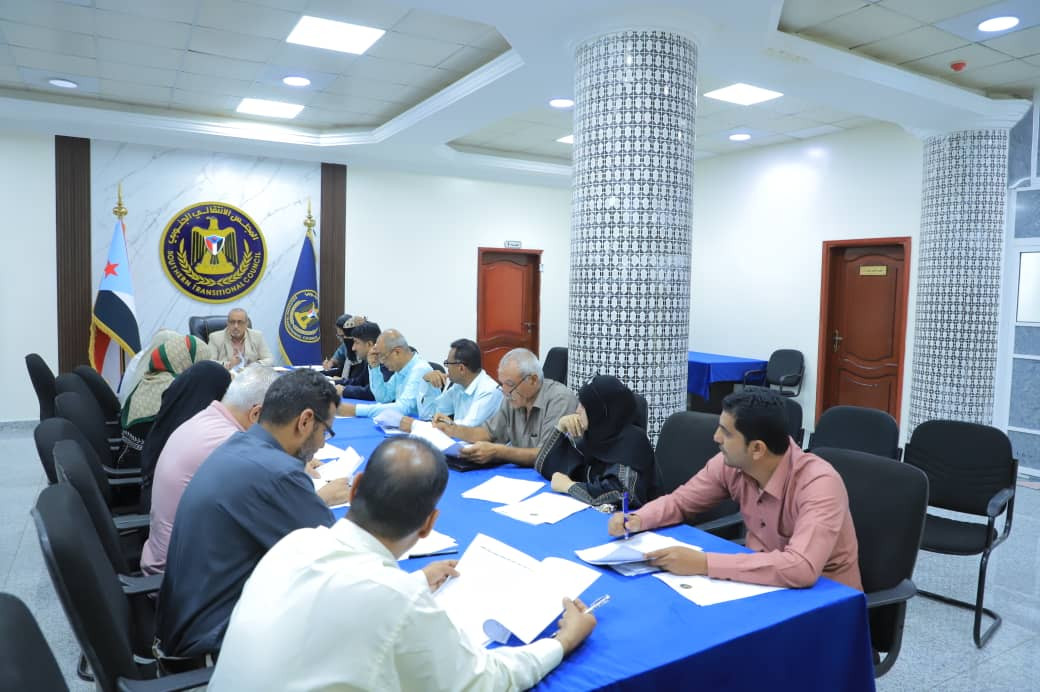 الأمانة العامة تناقش آخر مستجدات المشهد السياسية على الساحة الوطنية الجنوبية الأمانة العامة تناقش آخر مستجدات المشهد السياسية على الساحة الوطنية الجنوبية