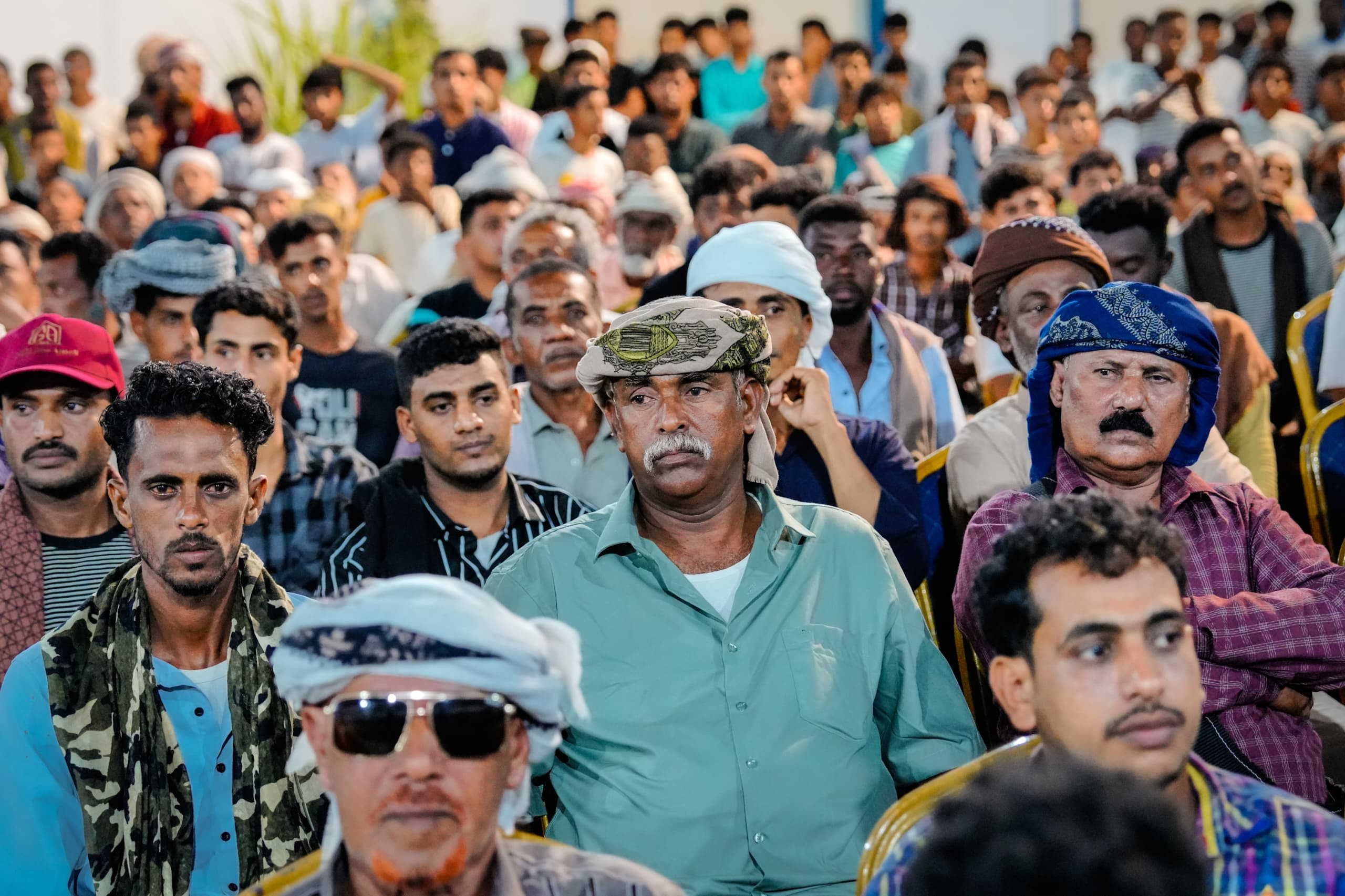 الرئيس الزُبيدي يشهد الأمسية الرمضانية الحاشدة التي أقامتها قيادة أرخبيل سقطرى احتفاءً بزيارته والوفد المرافق له للمحافظة الرئيس الزُبيدي يشهد الأمسية الرمضانية الحاشدة التي أقامتها قيادة أرخبيل سقطرى احتفاءً بزيارته والوفد المرافق له للمحافظة