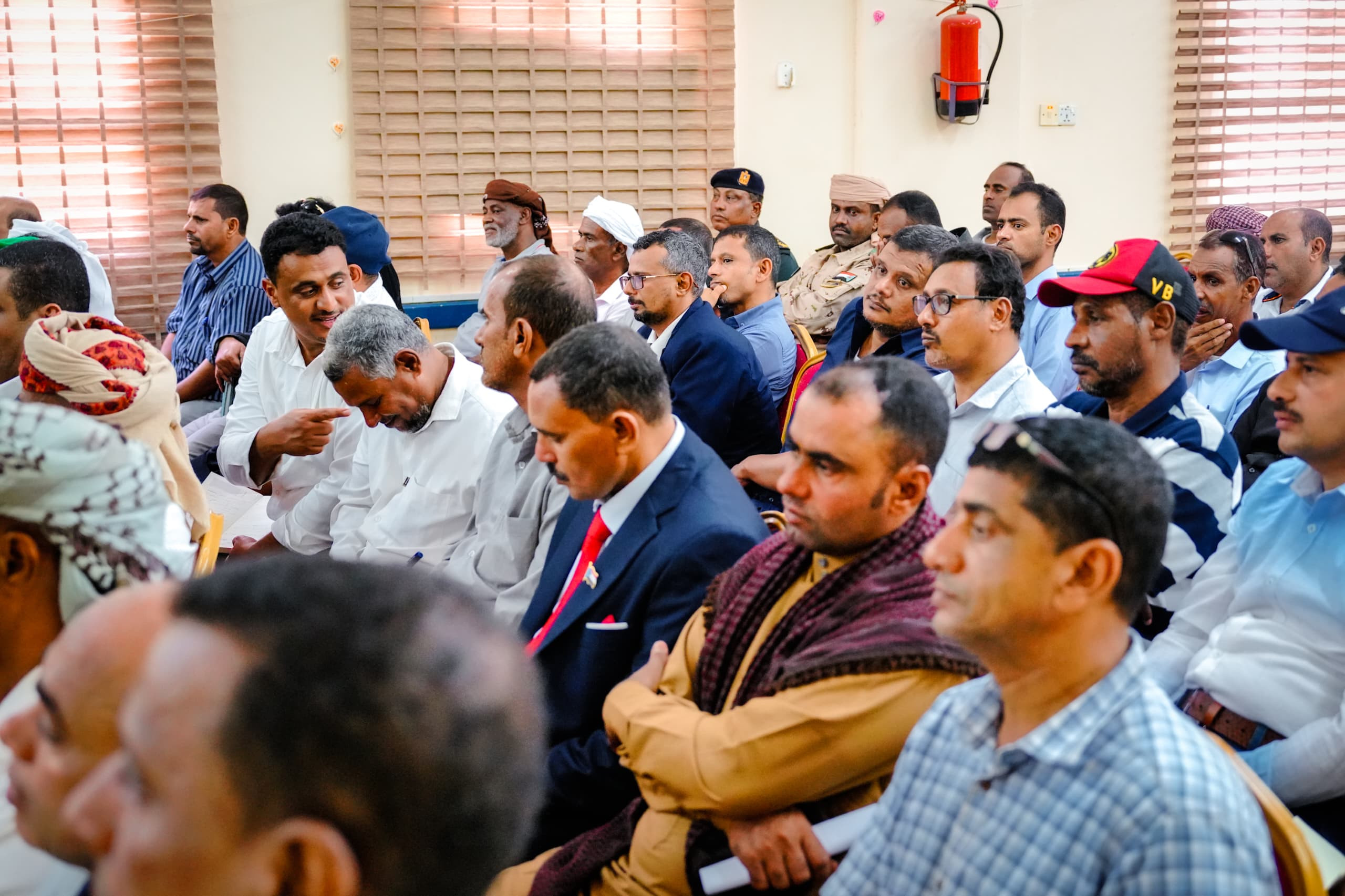 الرئيس الزُبيدي يرأس اجتماعا مشتركا للمكتب التنفيذي واللجنة الأمنية بأرخبيل سقطرى الرئيس الزُبيدي يرأس اجتماعا مشتركا للمكتب التنفيذي واللجنة الأمنية بأرخبيل سقطرى