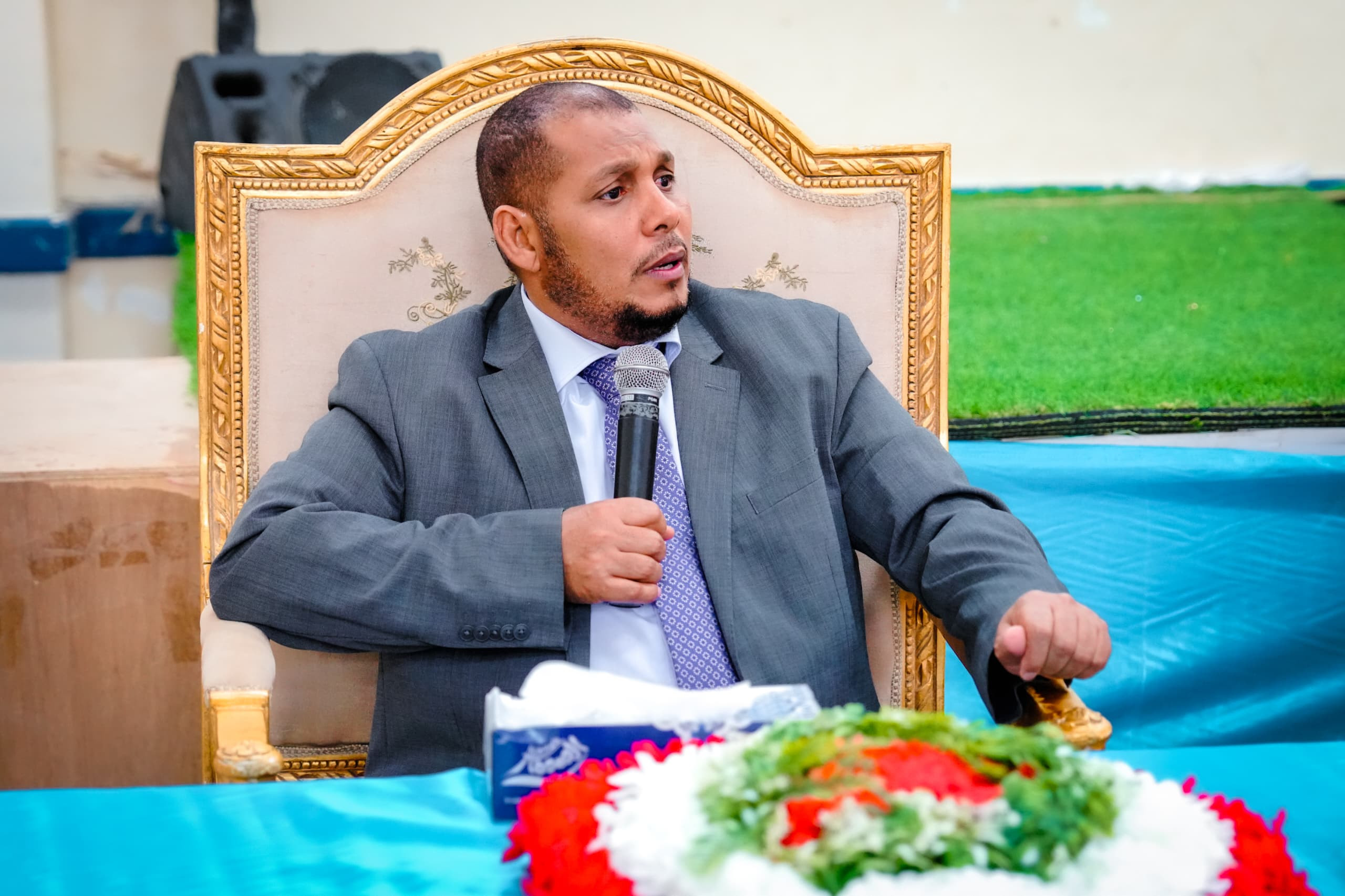الرئيس الزُبيدي يرأس اجتماعا مشتركا للمكتب التنفيذي واللجنة الأمنية بأرخبيل سقطرى الرئيس الزُبيدي يرأس اجتماعا مشتركا للمكتب التنفيذي واللجنة الأمنية بأرخبيل سقطرى