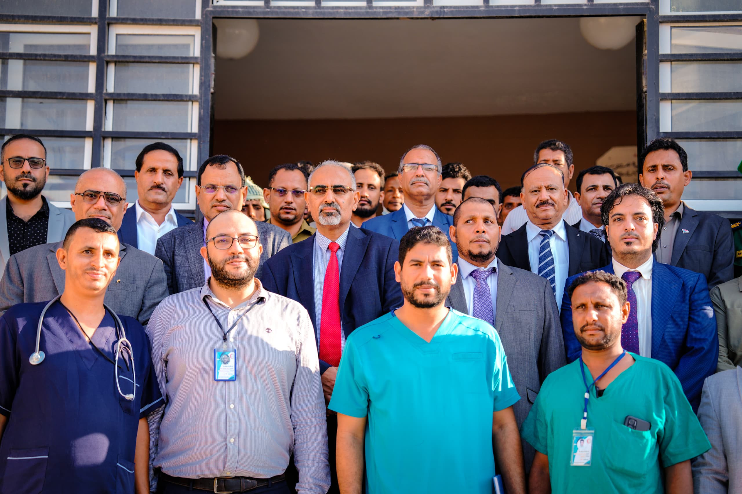 الرئيس الزُبيدي يزور مستشفى الشيخ خليفة بن زايد بسقطرى ويطلع على خدماته الطبية الرئيس الزُبيدي يزور مستشفى الشيخ خليفة بن زايد بسقطرى ويطلع على خدماته الطبية