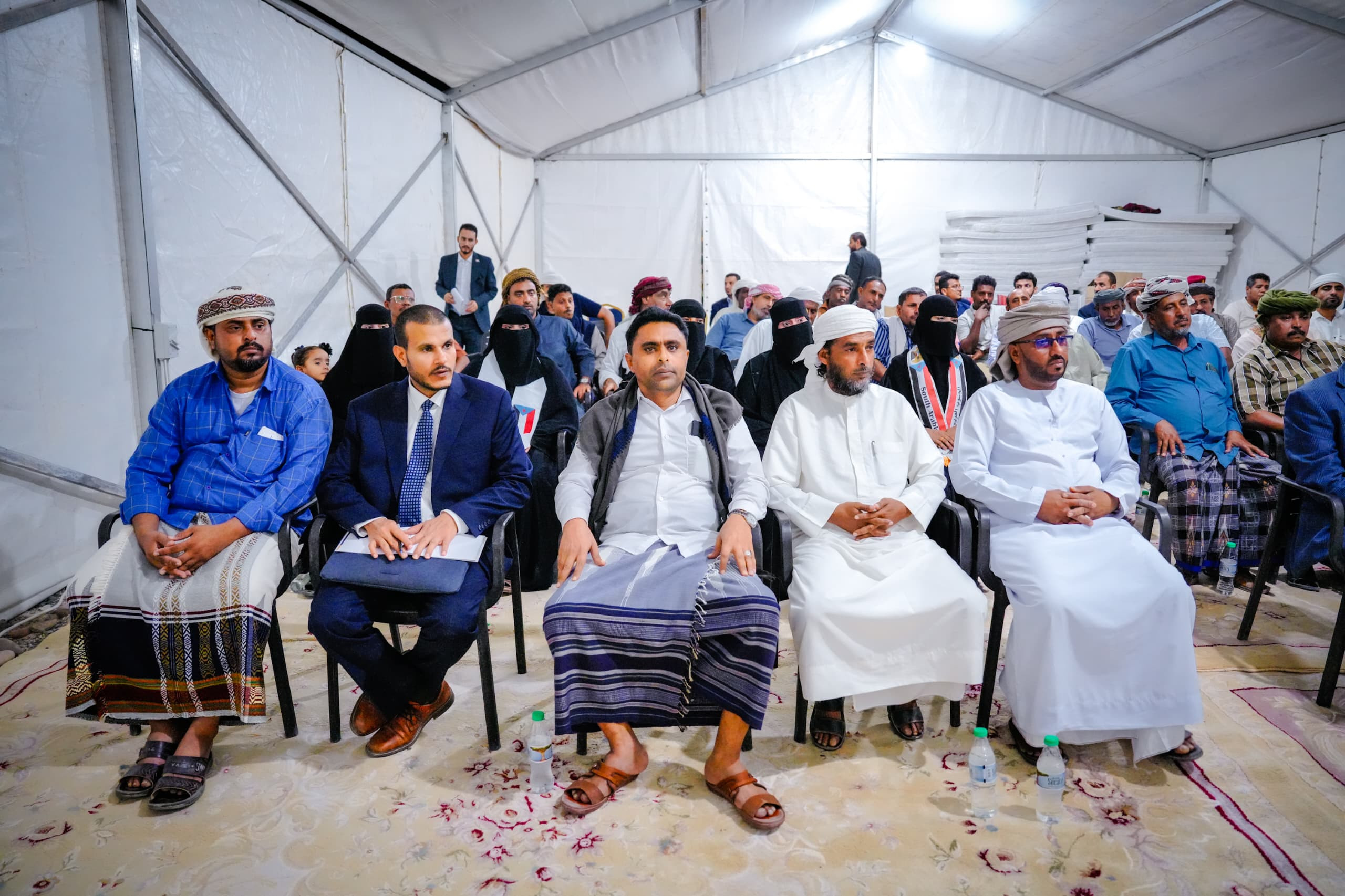 الرئيس الزُبيدي يعقد اجتماعًا بالهيئة التنفيذية لانتقالي محافظة أرخبيل سقطرى الرئيس الزُبيدي يعقد اجتماعًا بالهيئة التنفيذية لانتقالي محافظة أرخبيل سقطرى
