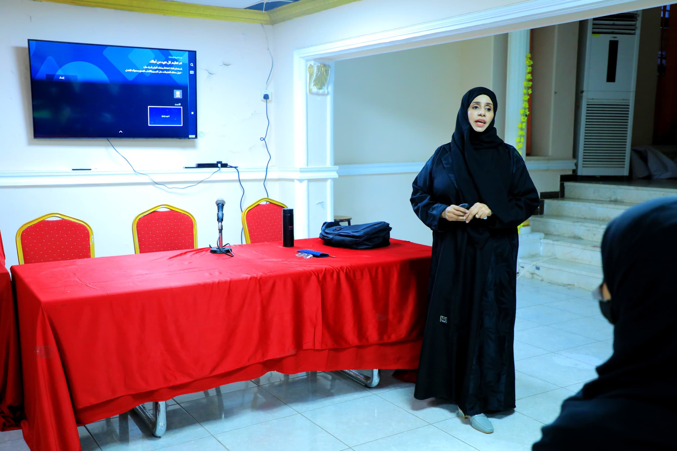 الأمانة العامة تختتم برنامج الأمسيات الرمضانية للطالبات في جامعة عدن الأمانة العامة تختتم برنامج الأمسيات الرمضانية للطالبات في جامعة عدن