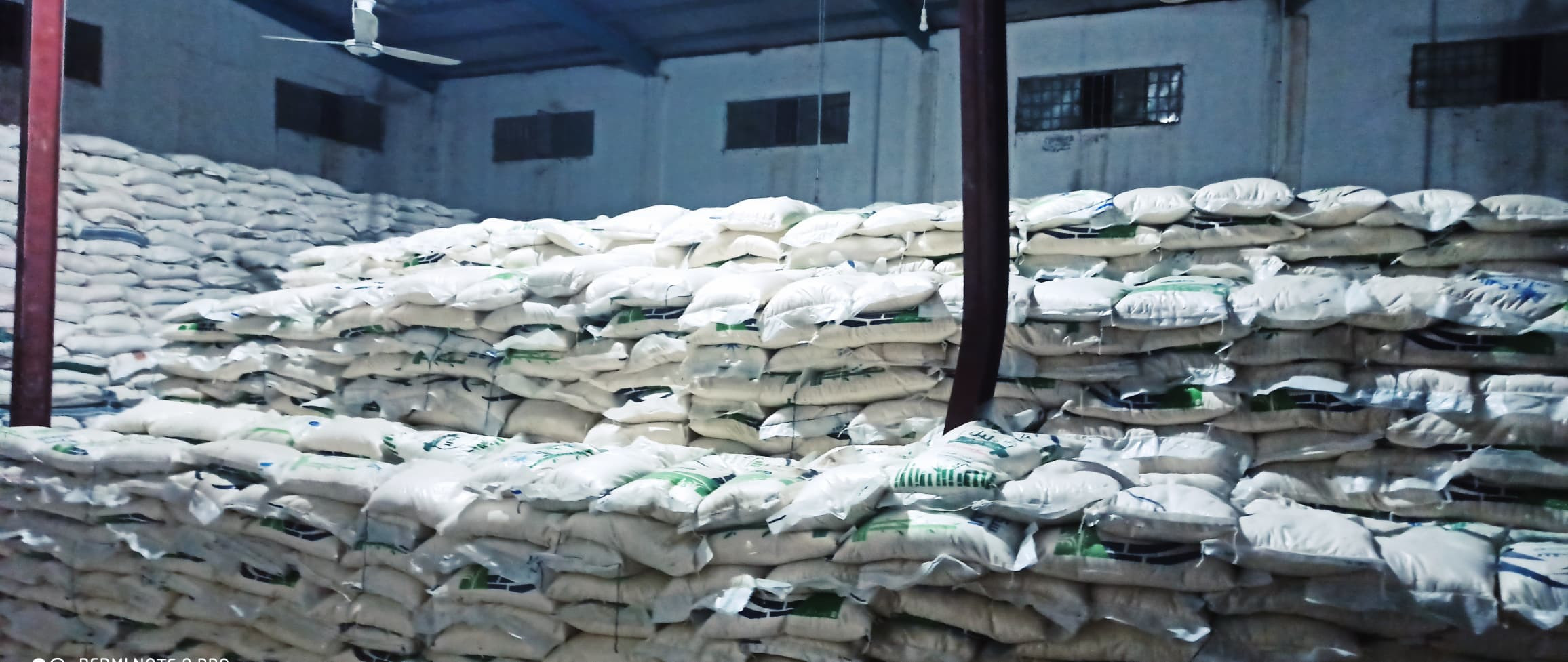 بتوجيهات الرئيس الزُبيدي.. انتقالي أبين يدشن توزيع السلال الغذائية على أسر الشهداء والمحتاجين بالمحافظة بتوجيهات الرئيس الزُبيدي.. انتقالي أبين يدشن توزيع السلال الغذائية على أسر الشهداء والمحتاجين بالمحافظة