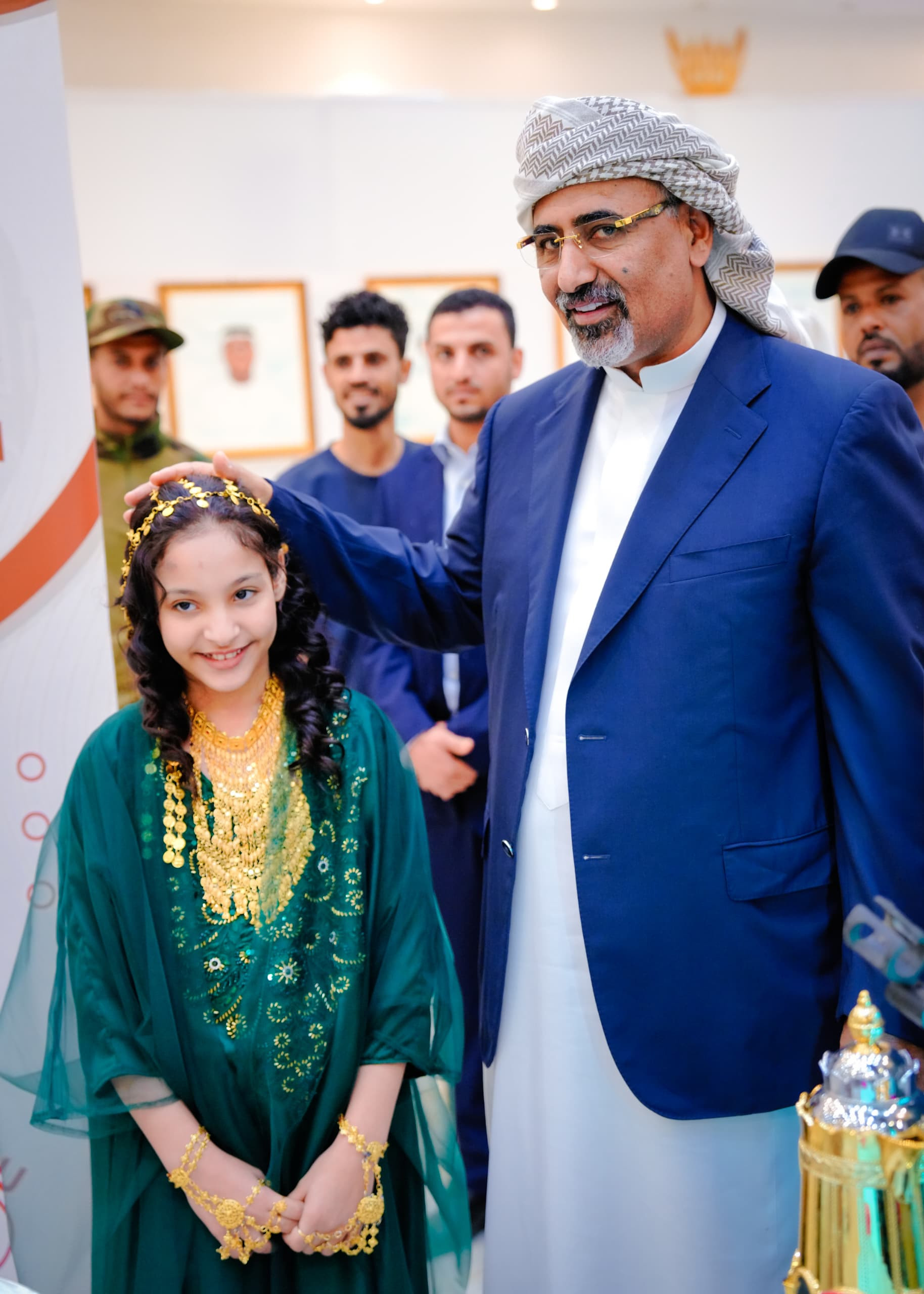الرئيس الزُبيدي يفتتح معرض "إمارات الأمجاد في أرض الأجداد" بالعاصمة عدن الرئيس الزُبيدي يفتتح معرض "إمارات الأمجاد في أرض الأجداد" بالعاصمة عدن