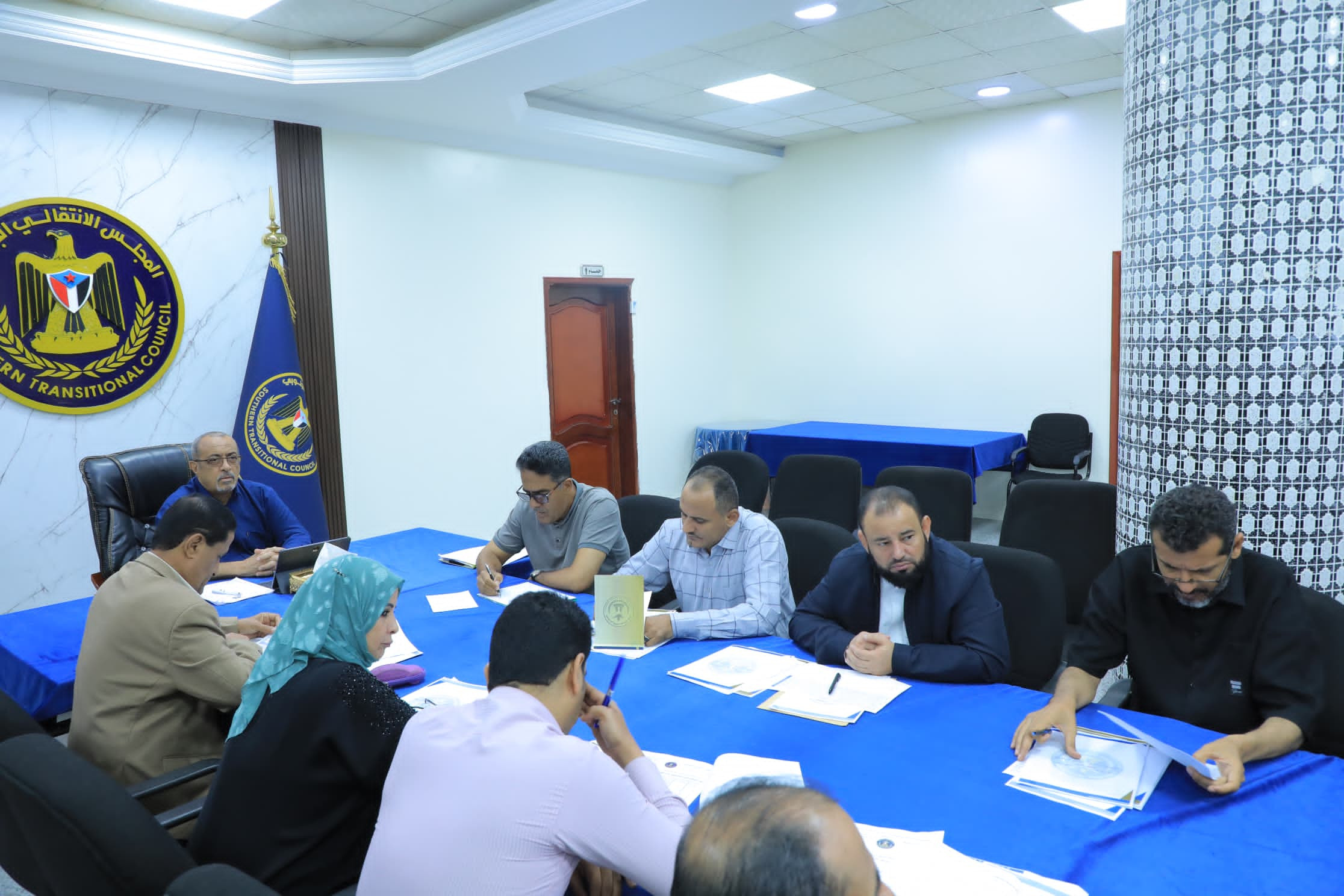 الأمانة العامة تناقش تقرير تقييم مستوى تنفيذ دوائرها للمهام والاختصاصات خلال الفصل الأول الأمانة العامة تناقش تقرير تقييم مستوى تنفيذ دوائرها للمهام والاختصاصات خلال الفصل الأول