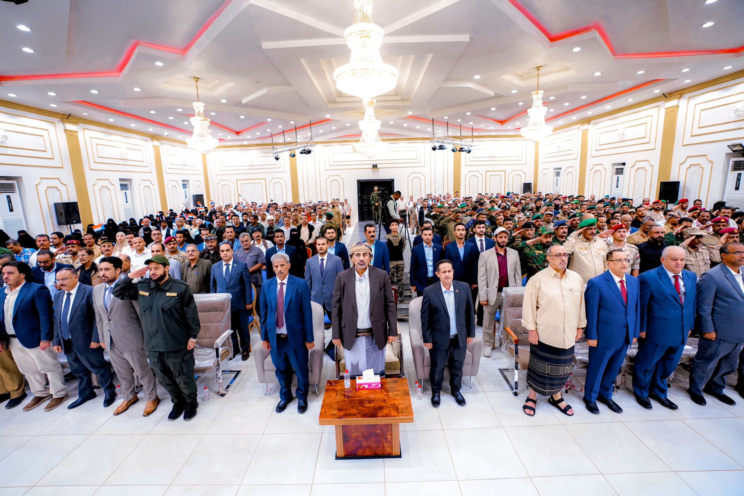 خلال أمسية رمضانية بحضور الرئيس الزبيدي.. الحالمي يؤكد التزام الانتقالي الجنوبي بمواصلة المسيرة الوطنية وتحقيق تطلعات الشعب - خلال أمسية رمضانية بحضور الرئيس الزبيدي.. الحالمي يؤكد التزام الانتقالي الجنوبي بمواصلة المسيرة الوطنية وتحقيق تطلعات الشعب -