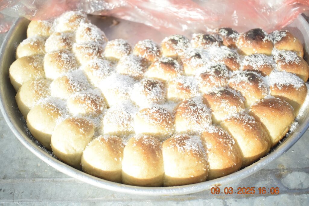 سوق مدينة سيئون كما يبدو ليلة العاشر من رمضان 1446هـ { شاهد الصور } سوق مدينة سيئون كما يبدو ليلة العاشر من رمضان 1446هـ { شاهد الصور }