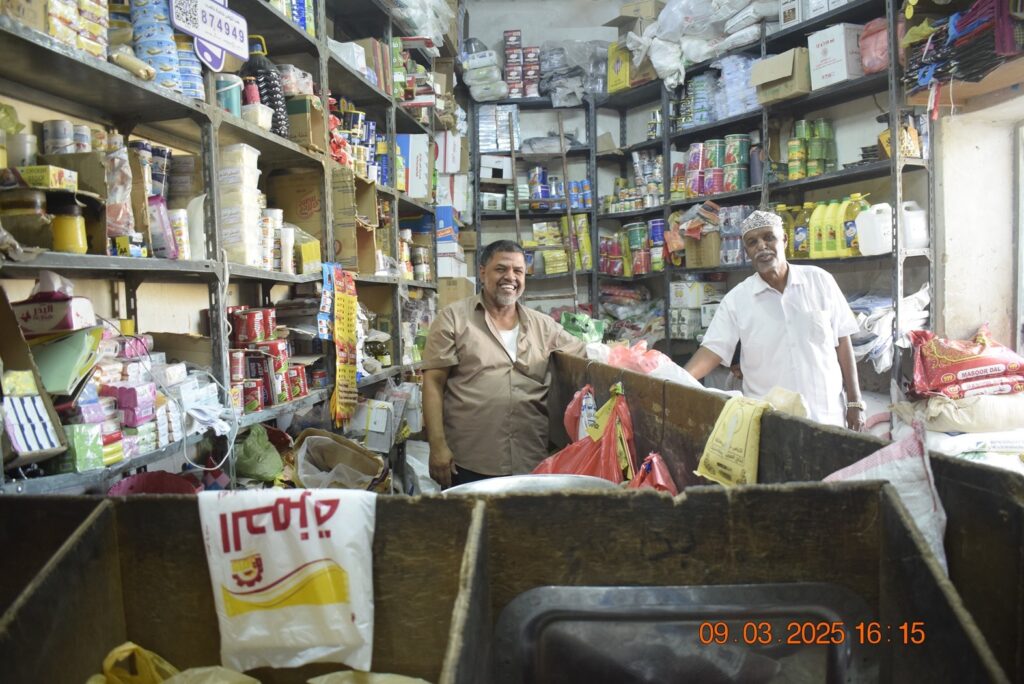 سوق مدينة سيئون كما يبدو ليلة العاشر من رمضان 1446هـ { شاهد الصور } سوق مدينة سيئون كما يبدو ليلة العاشر من رمضان 1446هـ { شاهد الصور }