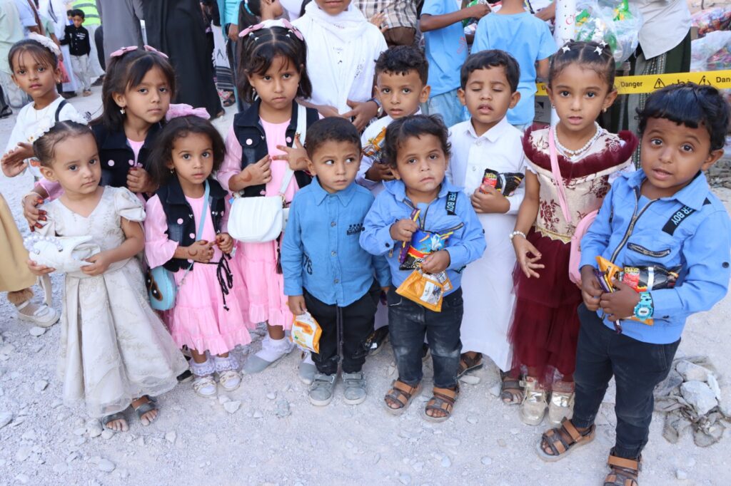 ثمانية مساجد بمدينة سيئون يحتفلن بختاميها ليلة النصف من رمضان وختم مسجد باعلوي انموذج ثمانية مساجد بمدينة سيئون يحتفلن بختاميها ليلة النصف من رمضان وختم مسجد باعلوي انموذج