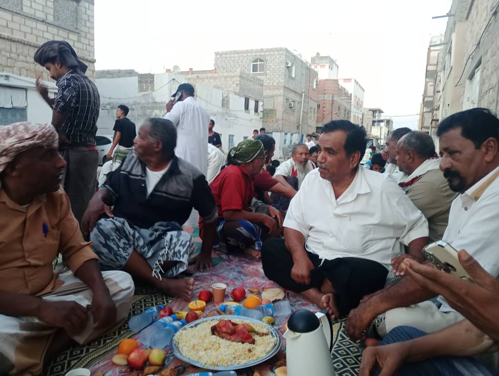 قيادة حي العوسجة وحدة السلام بروكب تقيم مائدة الإفطار الرمضاني السنوي "صور" قيادة حي العوسجة وحدة السلام بروكب تقيم مائدة الإفطار الرمضاني السنوي "صور"