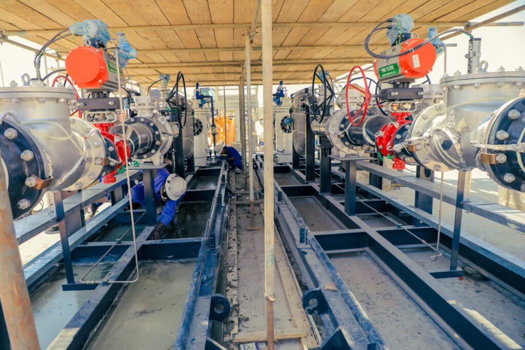 شركة بترومسيلة تبدأ ضخ أول شحنة من وقود المازوت لمحطات توليد الكهرباء بساحل حضرموت شركة بترومسيلة تبدأ ضخ أول شحنة من وقود المازوت لمحطات توليد الكهرباء بساحل حضرموت