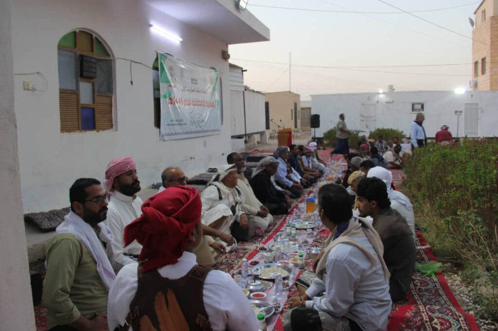 بحضور رسمي ومجتمعي واسع المنطقة العسكرية الأولى تقيم مأدبة إفطار وأمسية رمضانية بحضور رسمي ومجتمعي واسع المنطقة العسكرية الأولى تقيم مأدبة إفطار وأمسية رمضانية