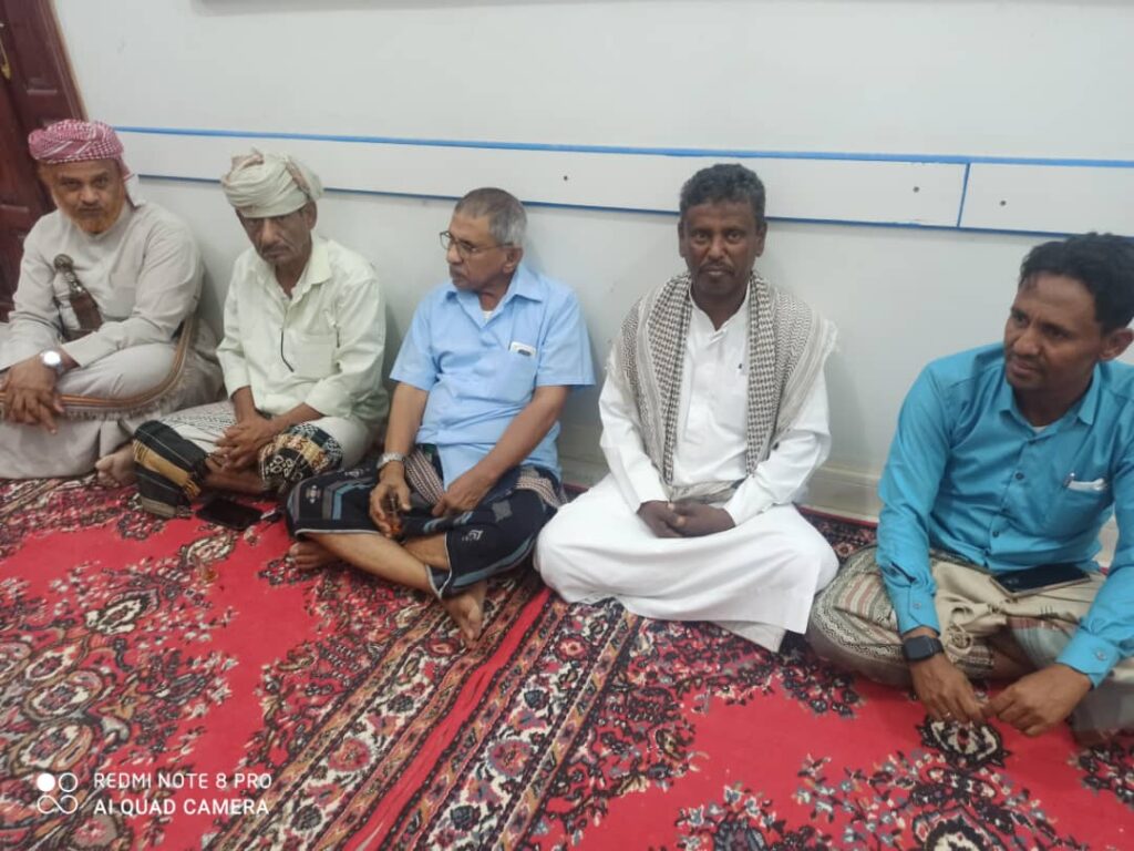 بدعم من فاعل خير وبحضور نائب مدير عام مكتب وزارة الصحة والسكان بالوادي والصحراء .. المركز الصحي الإسعافي بتاربة يقيم مأدبة إفطار وعشاء للطاقم العامل بالمركز و العيادات المسائية والنوبات الليلية بدعم من فاعل خير وبحضور نائب مدير عام مكتب وزارة الصحة والسكان بالوادي والصحراء .. المركز الصحي الإسعافي بتاربة يقيم مأدبة إفطار وعشاء للطاقم العامل بالمركز و العيادات المسائية والنوبات الليلية