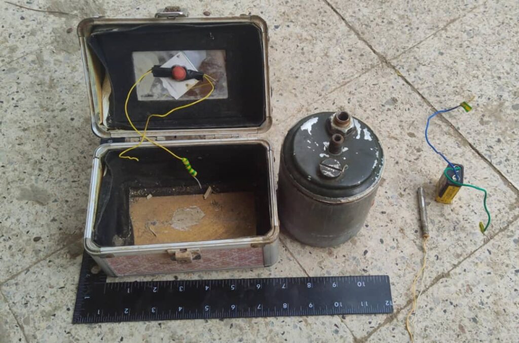 فرق «مسام» تكتشف حقيبة نسائية مفخخة بلغم مطور في محافظة تعز فرق «مسام» تكتشف حقيبة نسائية مفخخة بلغم مطور في محافظة تعز