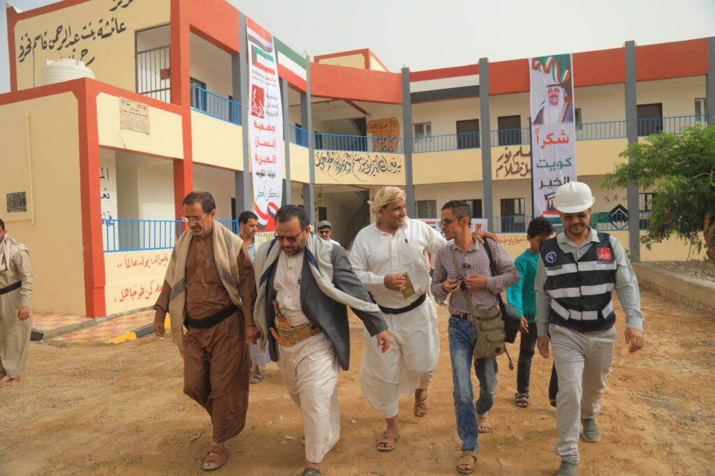 بتمويل كويتي …إفتتاح مركز تعليمي بمحافظة مأرب بتكلفة سبعمائة ألف ريال سعودي بتمويل كويتي …إفتتاح مركز تعليمي بمحافظة مأرب بتكلفة سبعمائة ألف ريال سعودي