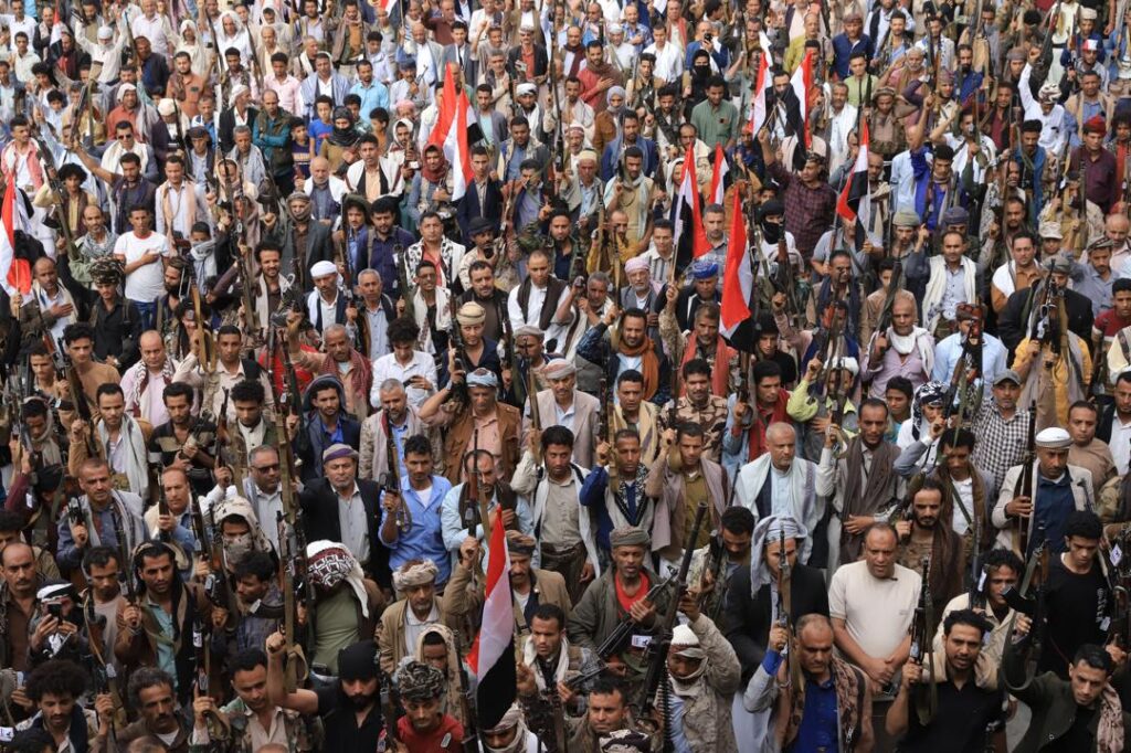 طوفان بشري هادر.. المقاومة الشعبية في أربع مديريات بتعز تعلن الجاهزية لاستكمال التحرير واستعادة الدولة طوفان بشري هادر.. المقاومة الشعبية في أربع مديريات بتعز تعلن الجاهزية لاستكمال التحرير واستعادة الدولة