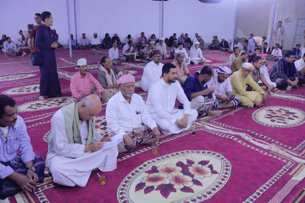 إدارة أمن مديرية سيئون تقيم أمسية رمضانية وإفطارًا جماعيًا لمنتسبيها وتكرم مبرزيها إدارة أمن مديرية سيئون تقيم أمسية رمضانية وإفطارًا جماعيًا لمنتسبيها وتكرم مبرزيها