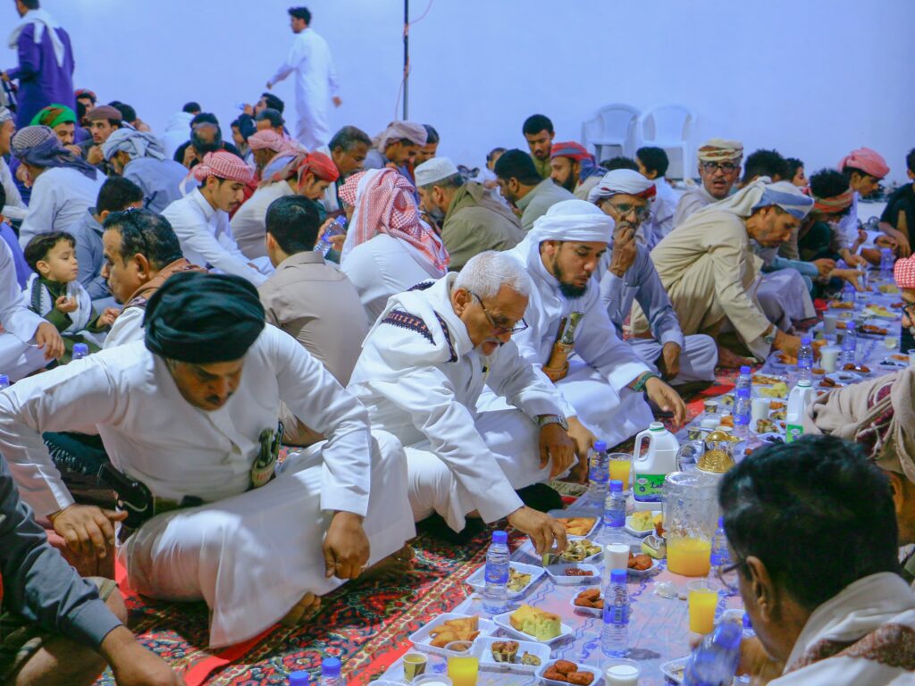 قبيلة آل الشيخ علي هرهرة تحتفي بإفطارها السنوي السابع "شاهد الصور" قبيلة آل الشيخ علي هرهرة تحتفي بإفطارها السنوي السابع "شاهد الصور"