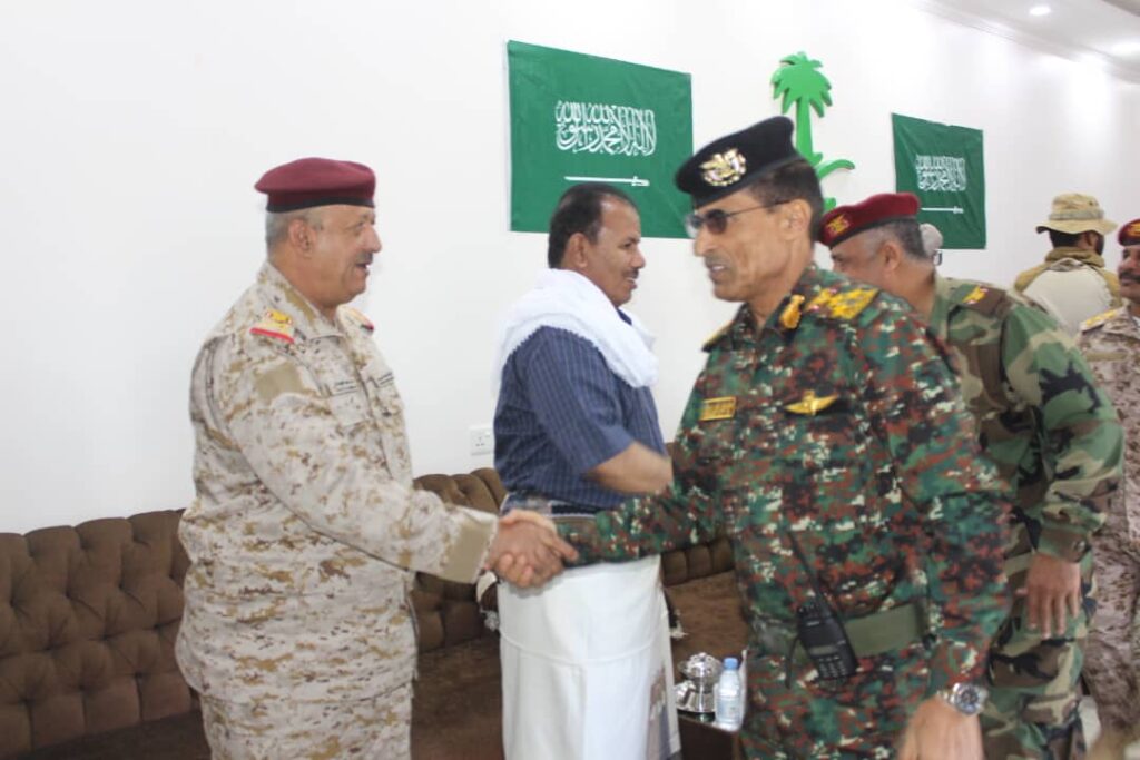 المنطقة العسكرية الاولى تحيي شعائر صلاه عيد الفطر المبارك في ساحة المنطقة. المنطقة العسكرية الاولى تحيي شعائر صلاه عيد الفطر المبارك في ساحة المنطقة.