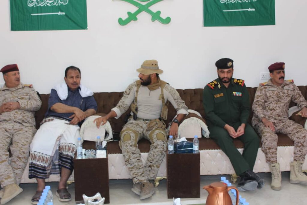 المنطقة العسكرية الاولى تحيي شعائر صلاه عيد الفطر المبارك في ساحة المنطقة. المنطقة العسكرية الاولى تحيي شعائر صلاه عيد الفطر المبارك في ساحة المنطقة.