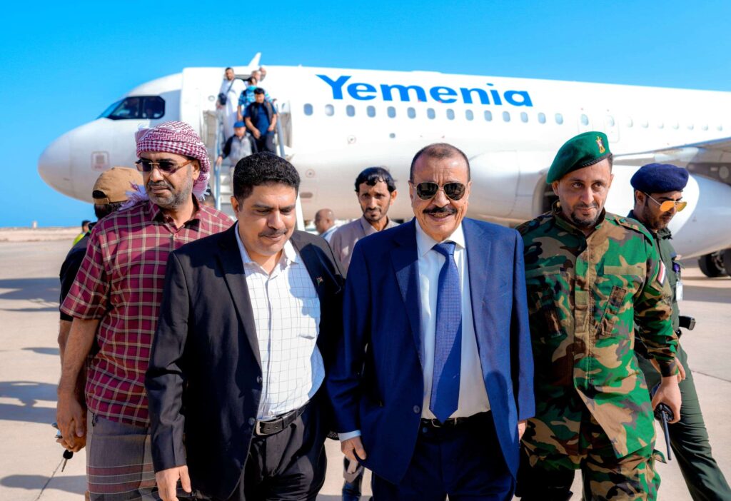 اللواء بن بريك يصل إلى المكلا اللواء بن بريك يصل إلى المكلا