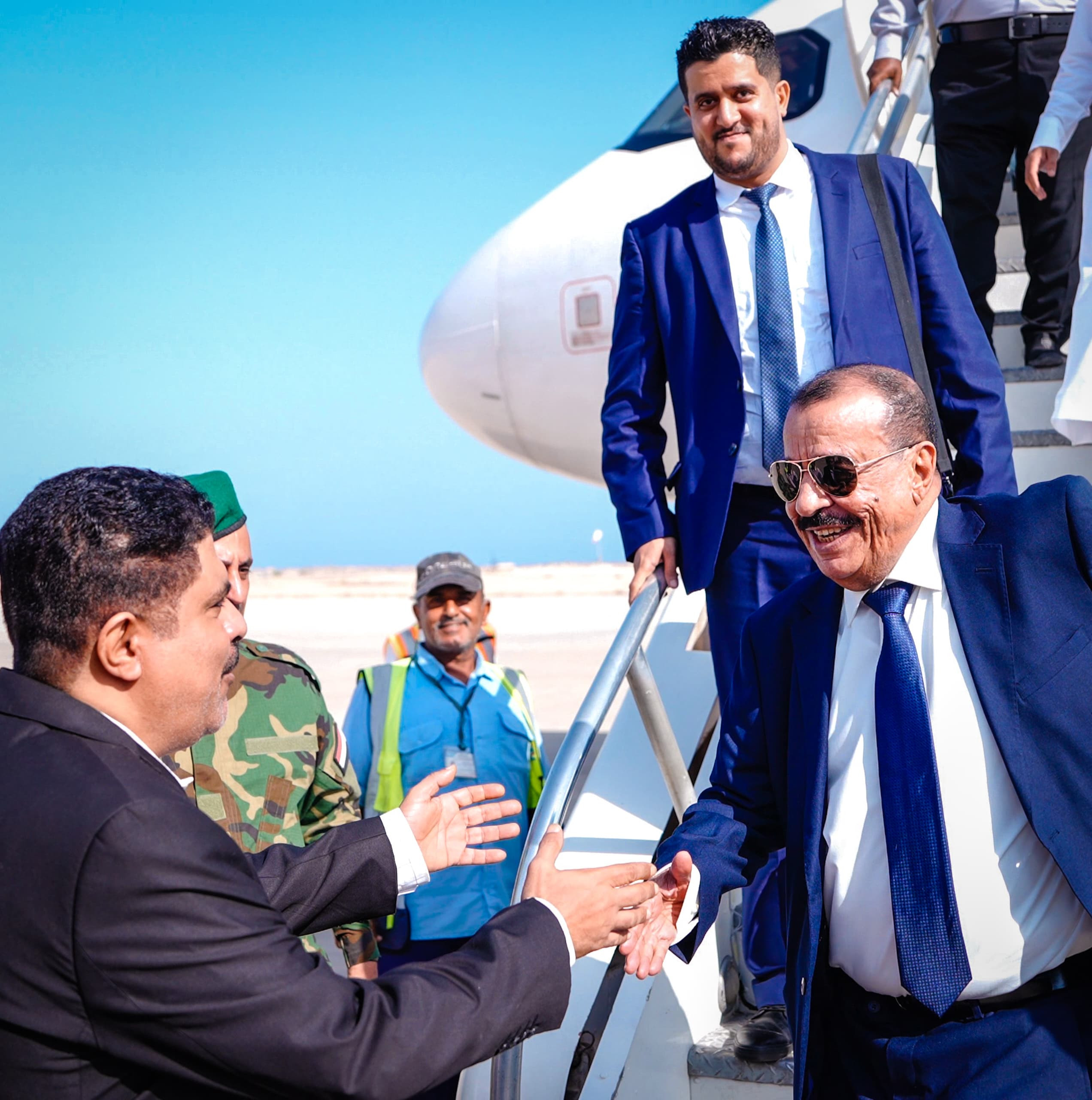 اللواء بن بريك يصل إلى المكلا اللواء بن بريك يصل إلى المكلا