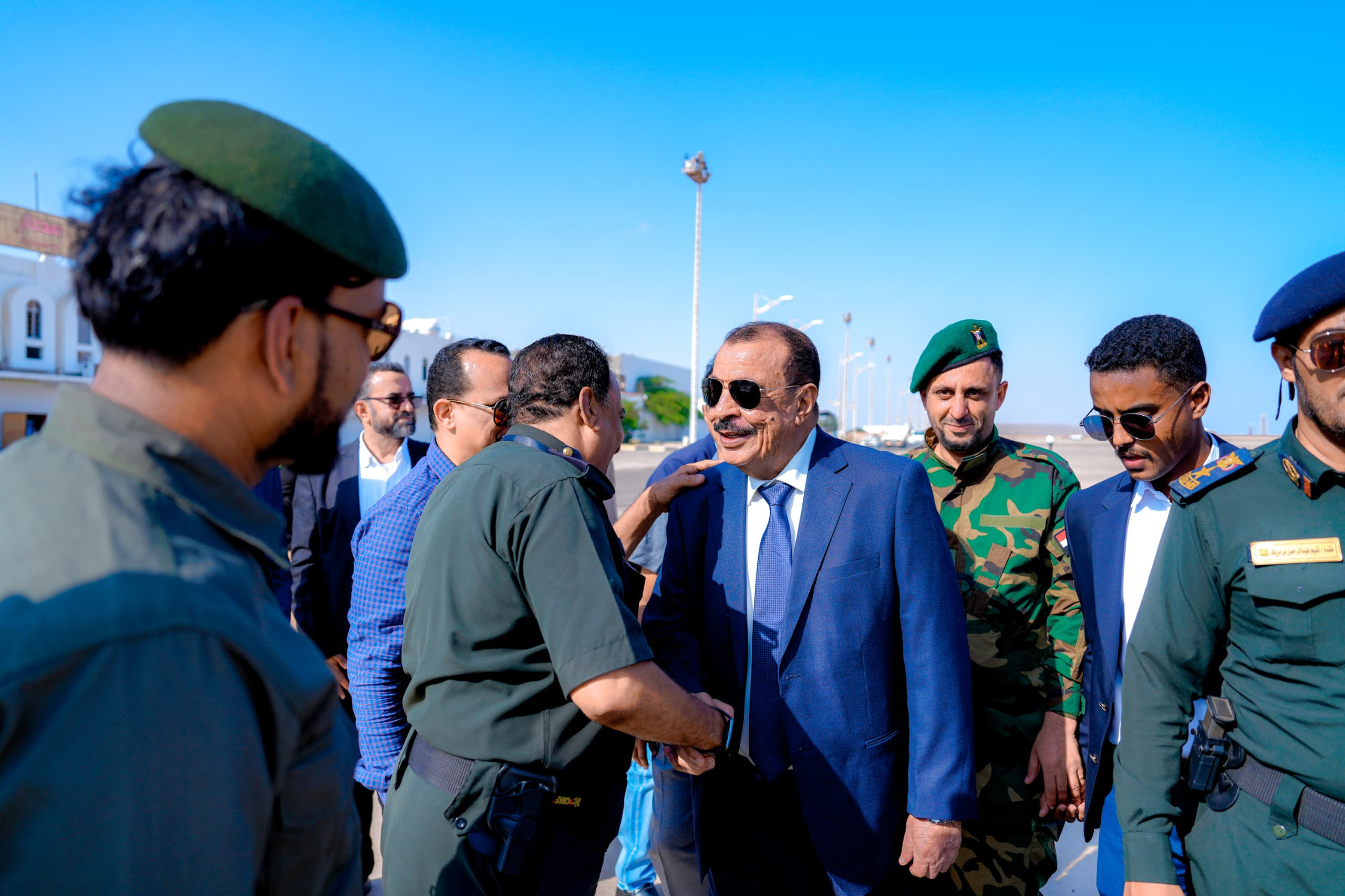 اللواء بن بريك يصل إلى المكلا اللواء بن بريك يصل إلى المكلا