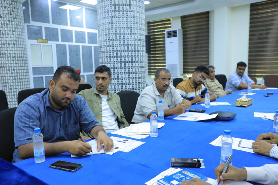 الأمانة العامة تنظم ورشة عمل لتعزيز العمل التنظيمي والمؤسسي لمنتسبي الإدارات التنظيمية في الهيئات المحلية للمجلس الأمانة العامة تنظم ورشة عمل لتعزيز العمل التنظيمي والمؤسسي لمنتسبي الإدارات التنظيمية في الهيئات المحلية للمجلس