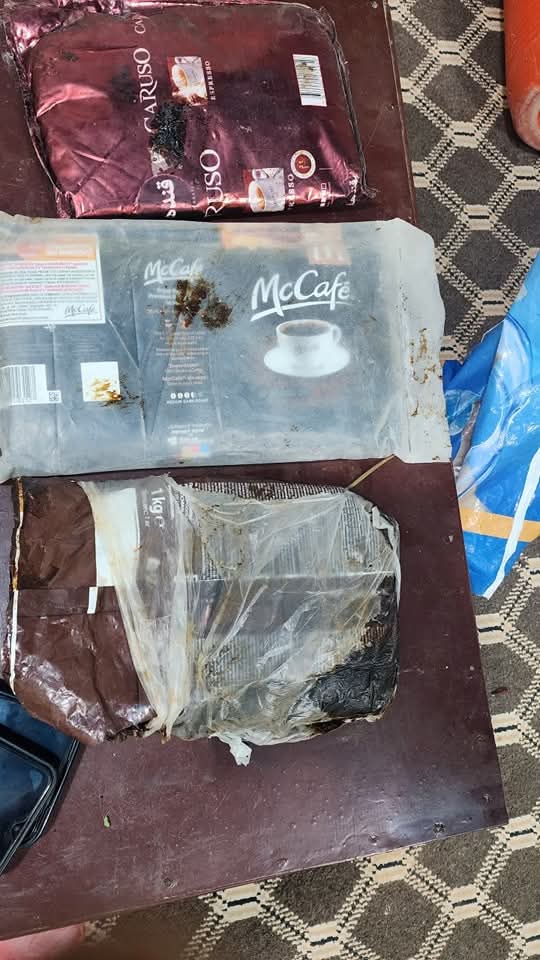 نقطة تابعة للواء شبام تحبط عملية تهريب وتضبط 4 كيلوغرامات من الحشيش نقطة تابعة للواء شبام تحبط عملية تهريب وتضبط 4 كيلوغرامات من الحشيش