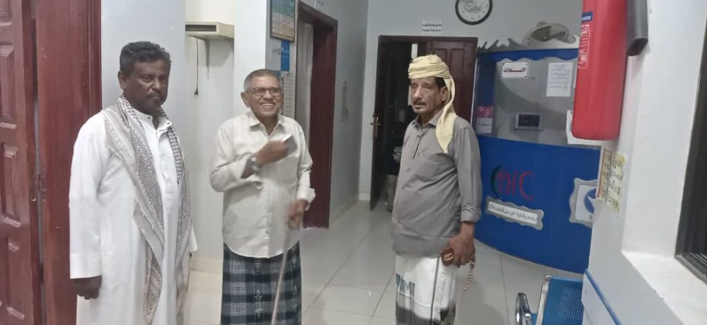 نائب مدير مكتب وزارة الصحة والسكان بالوادي والصحراء الشيخ خالد عبدالله العامري يقوم بزيارة مفاجئة للمركز الصحي الإسعافي بتاربة نائب مدير مكتب وزارة الصحة والسكان بالوادي والصحراء الشيخ خالد عبدالله العامري يقوم بزيارة مفاجئة للمركز الصحي الإسعافي بتاربة