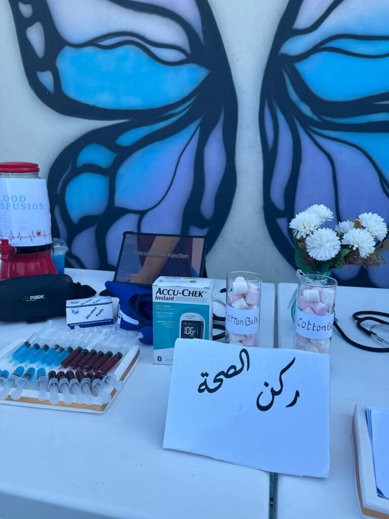 بدعوة كريمة من فريق يمن التطوعي الشبابي بمدينة المكلا عاصمة حضرموت مستشار محافظ محافظة حضرموت رئيس فرع إتحاد الشباب العربي بالجمهورية اليمنية يشارك فعالية فريق يمن التطوعي بدعوة كريمة من فريق يمن التطوعي الشبابي بمدينة المكلا عاصمة حضرموت مستشار محافظ محافظة حضرموت رئيس فرع إتحاد الشباب العربي بالجمهورية اليمنية يشارك فعالية فريق يمن التطوعي