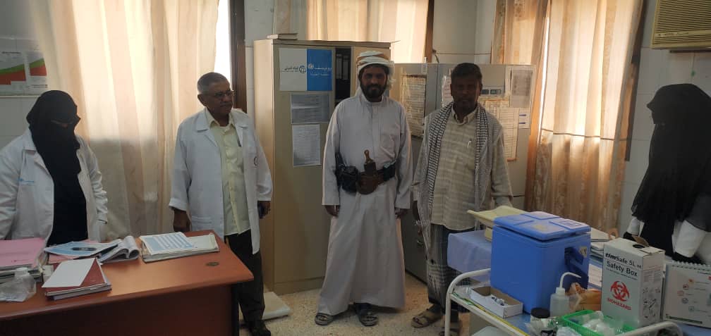 مدير المركز الصحي الإسعافي بتاربة يستقبل الشخصية الاجتماعية الشيخ اديب البخيت العامريفي زيارة للمركز مدير المركز الصحي الإسعافي بتاربة يستقبل الشخصية الاجتماعية الشيخ اديب البخيت العامريفي زيارة للمركز