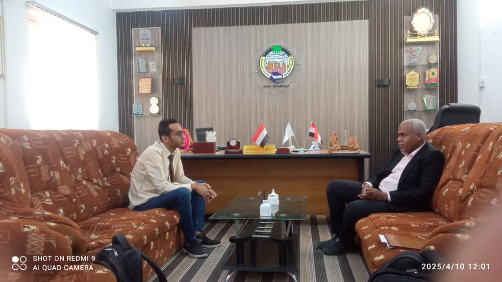 عندما يكون للإبداع عنوان… يظهر المدرب أحمد بن بصري. عندما يكون للإبداع عنوان… يظهر المدرب أحمد بن بصري.